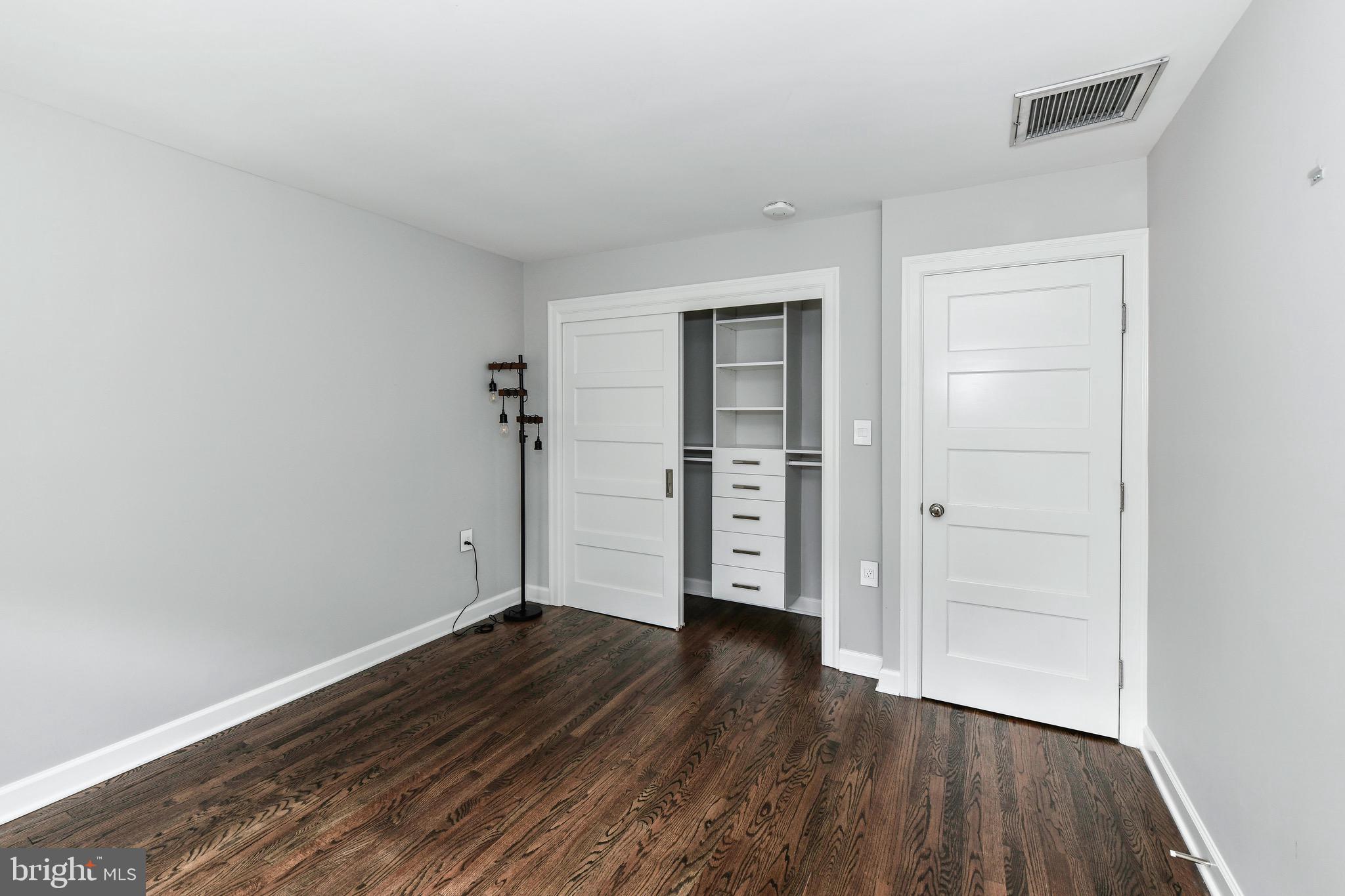 HICKORY CREEK - Residential