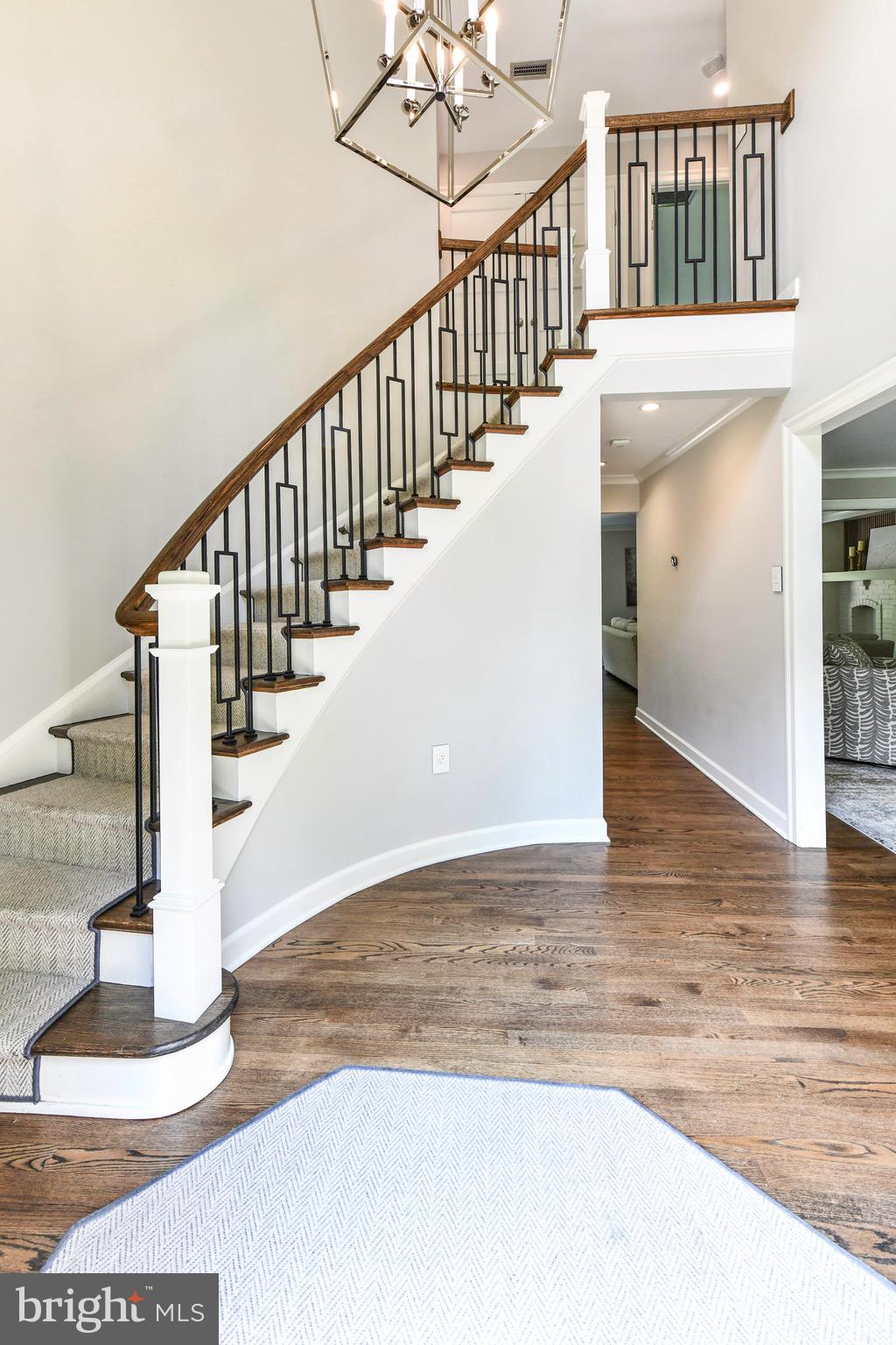 HICKORY CREEK - Residential