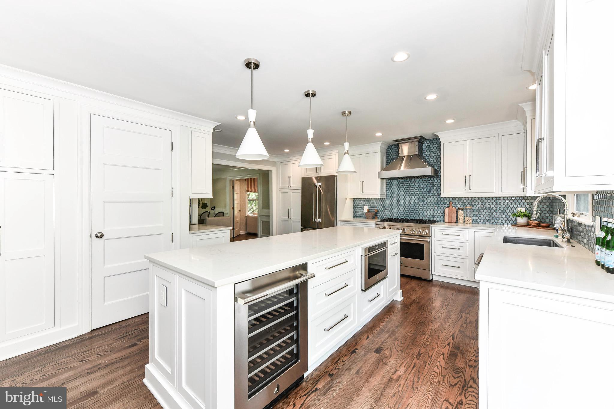 HICKORY CREEK - Residential