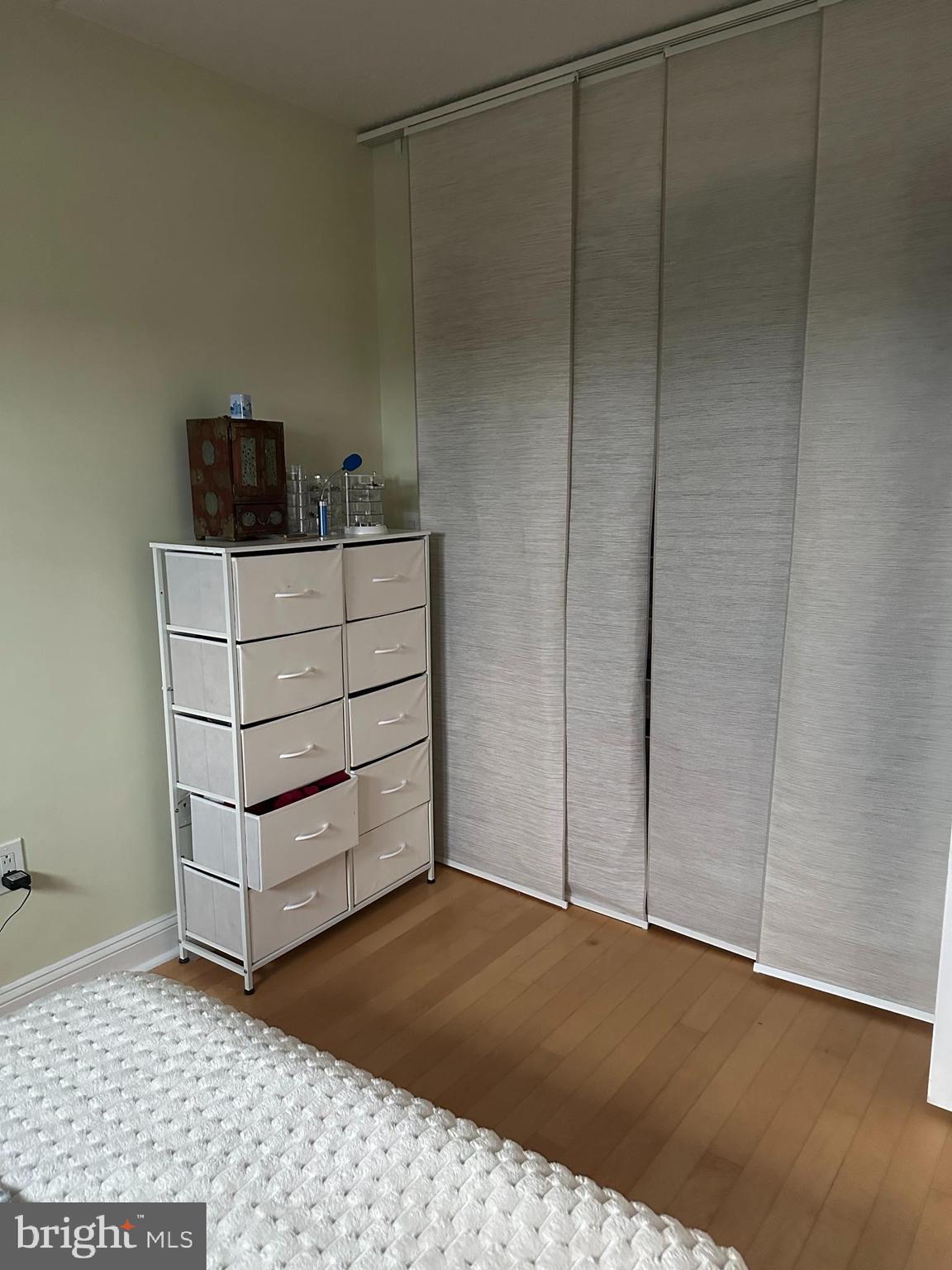 SOCIETY HILL - Residential Lease