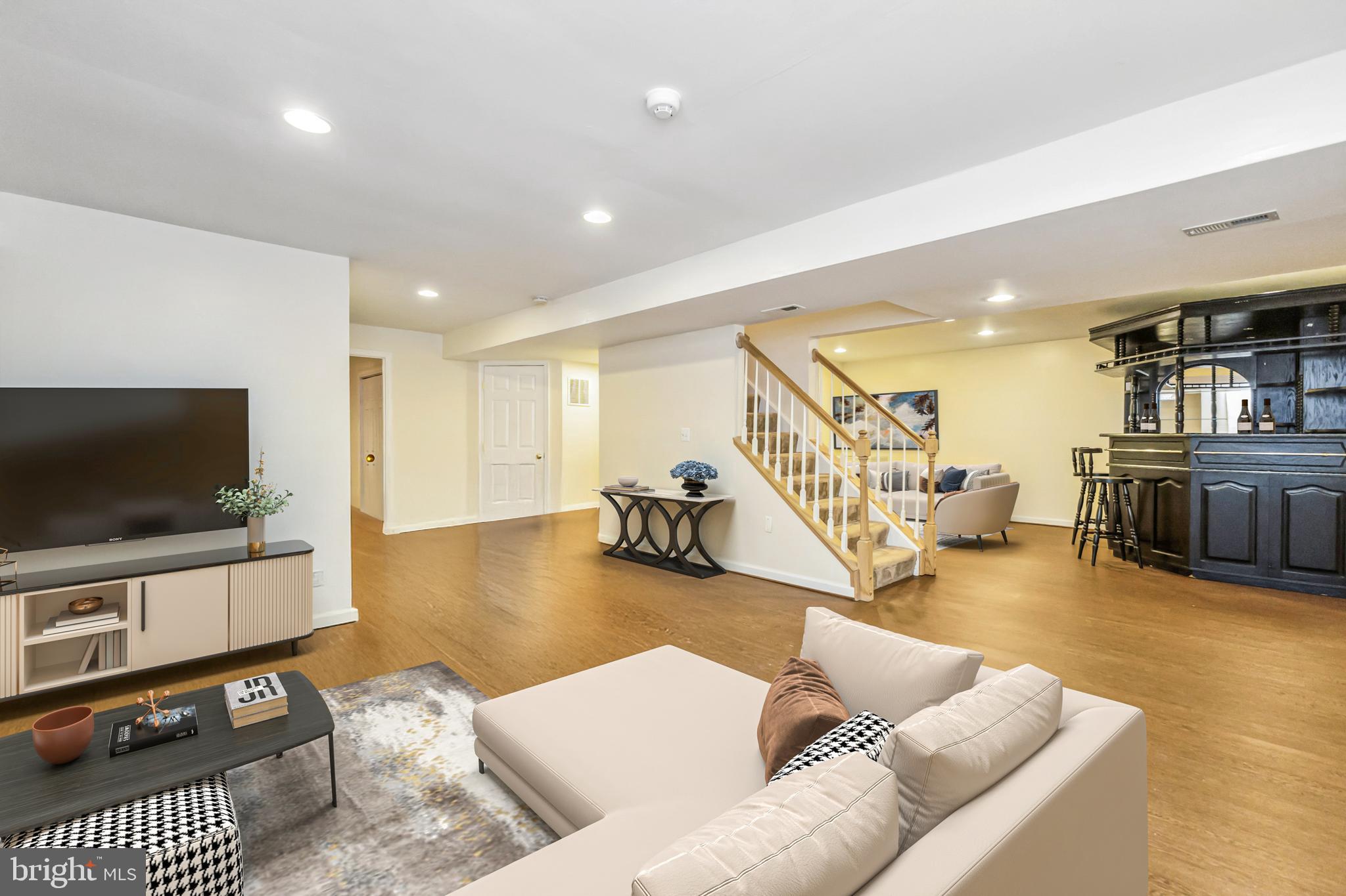 CARDINAL GLEN - Residential