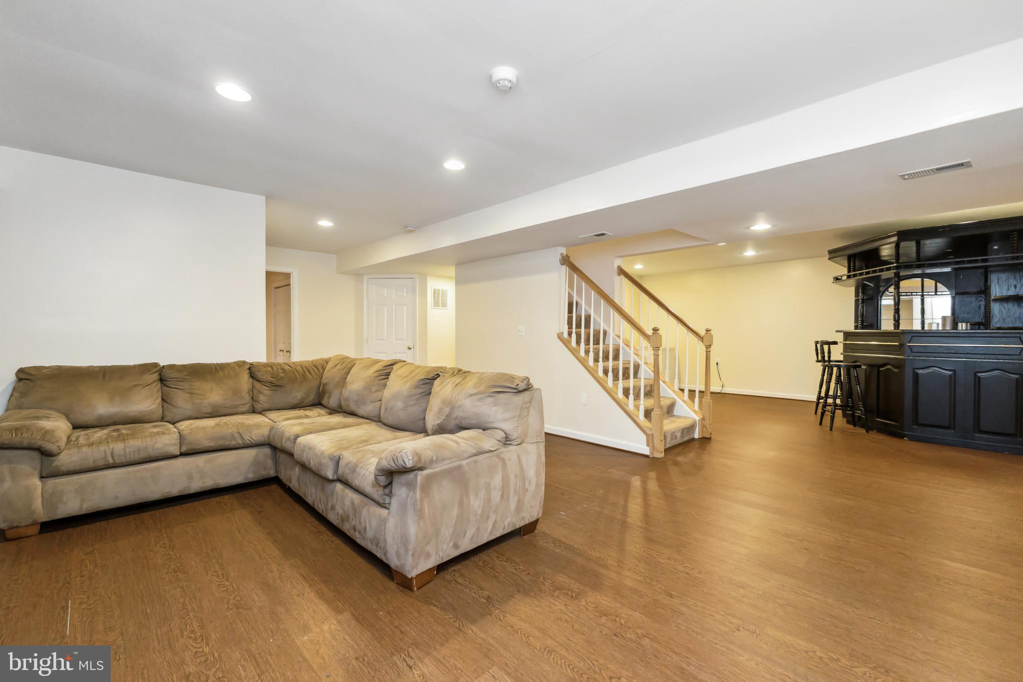 CARDINAL GLEN - Residential