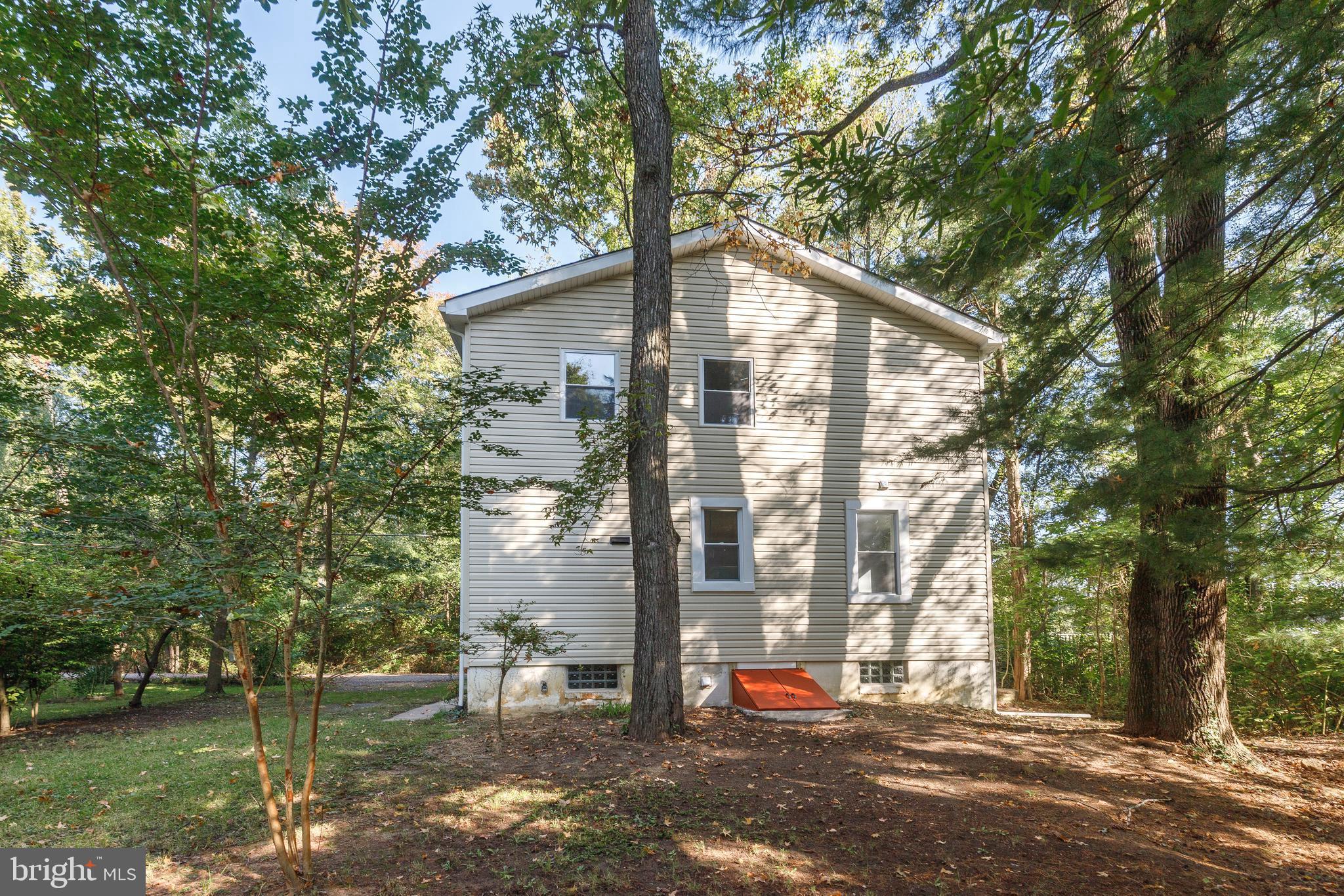 COUNTY SIDE - Residential