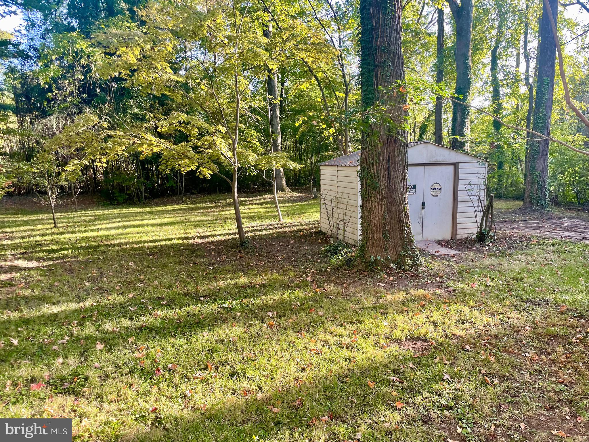 COUNTY SIDE - Residential