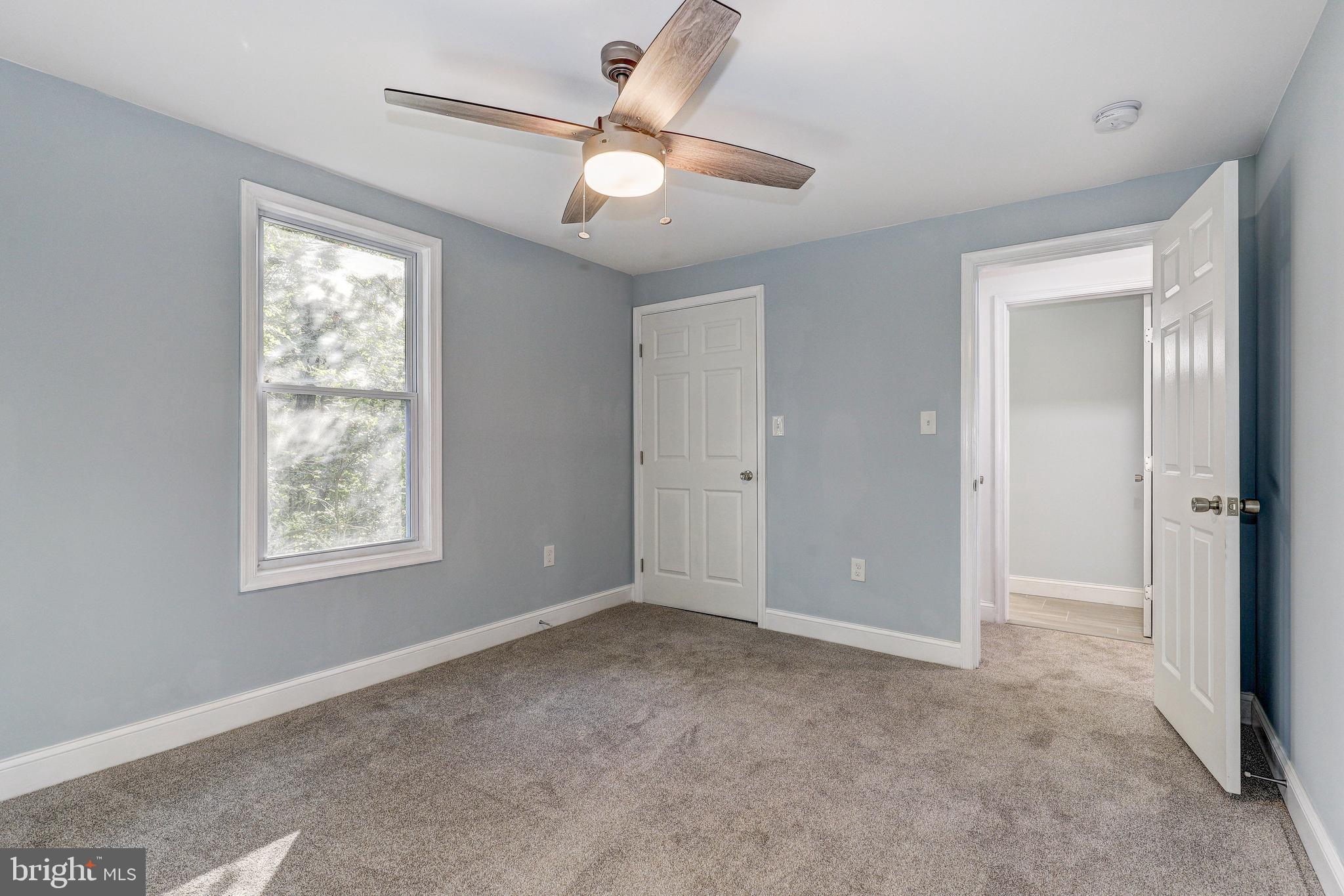 COUNTY SIDE - Residential