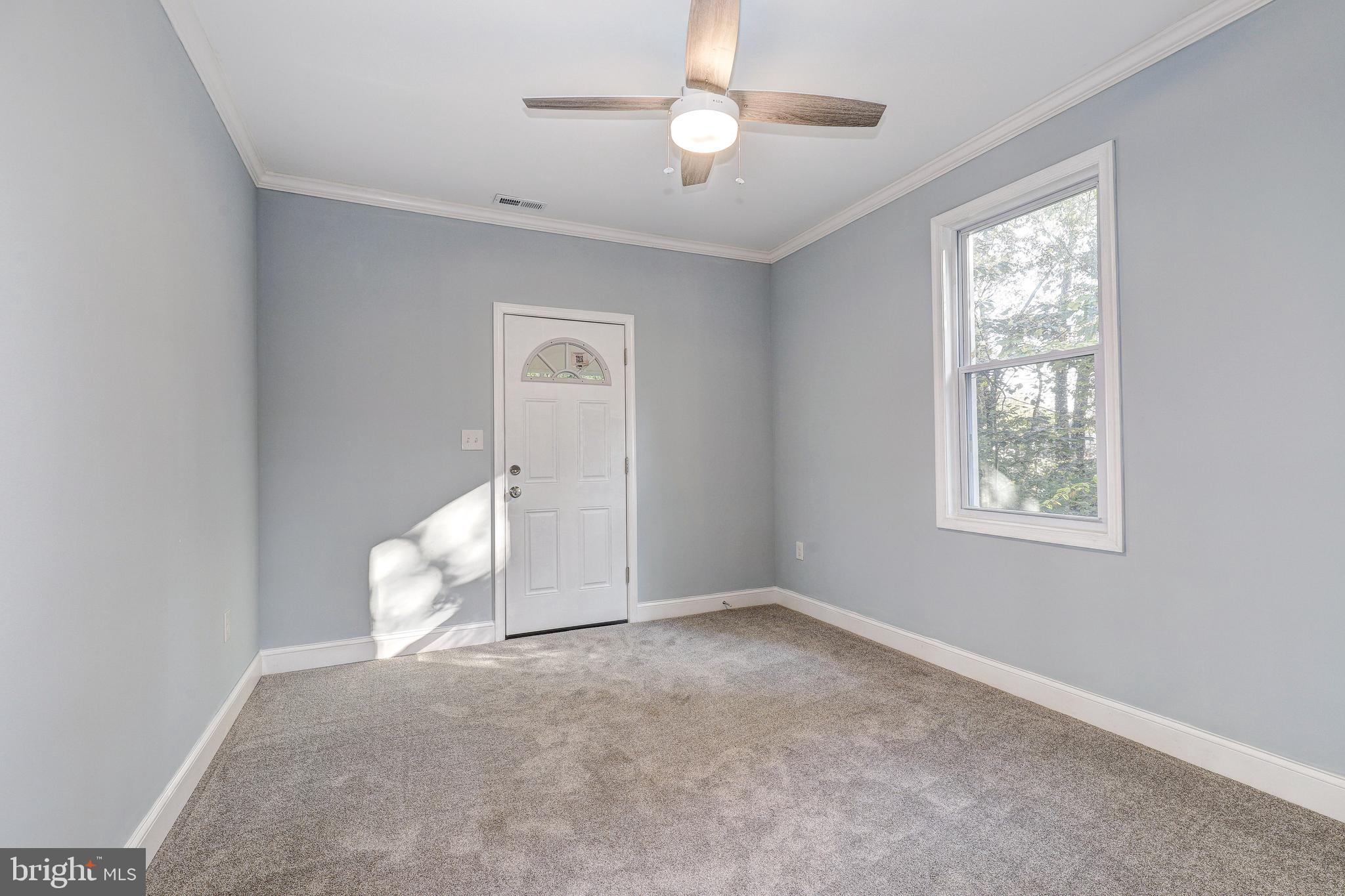 COUNTY SIDE - Residential