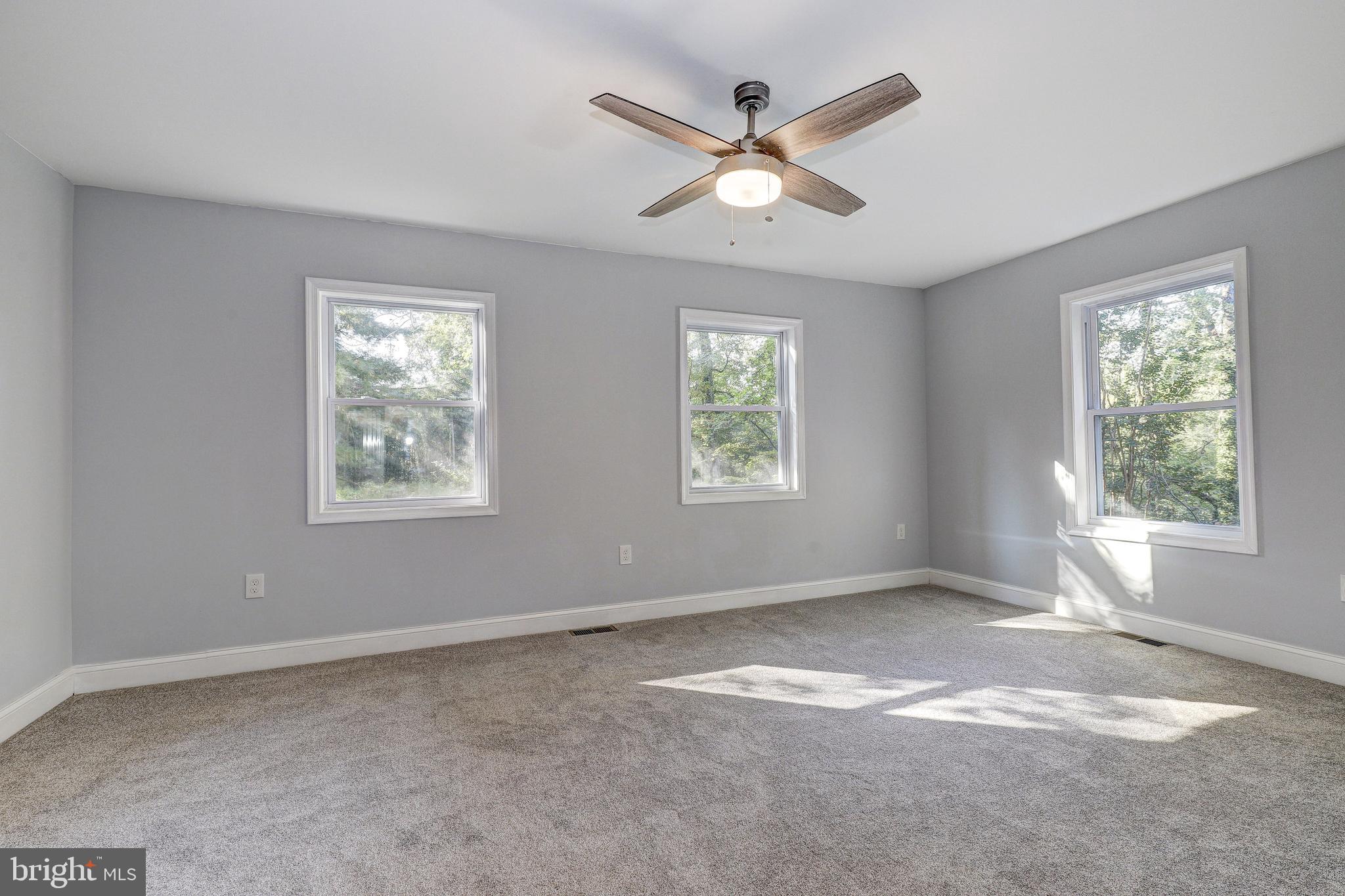 COUNTY SIDE - Residential