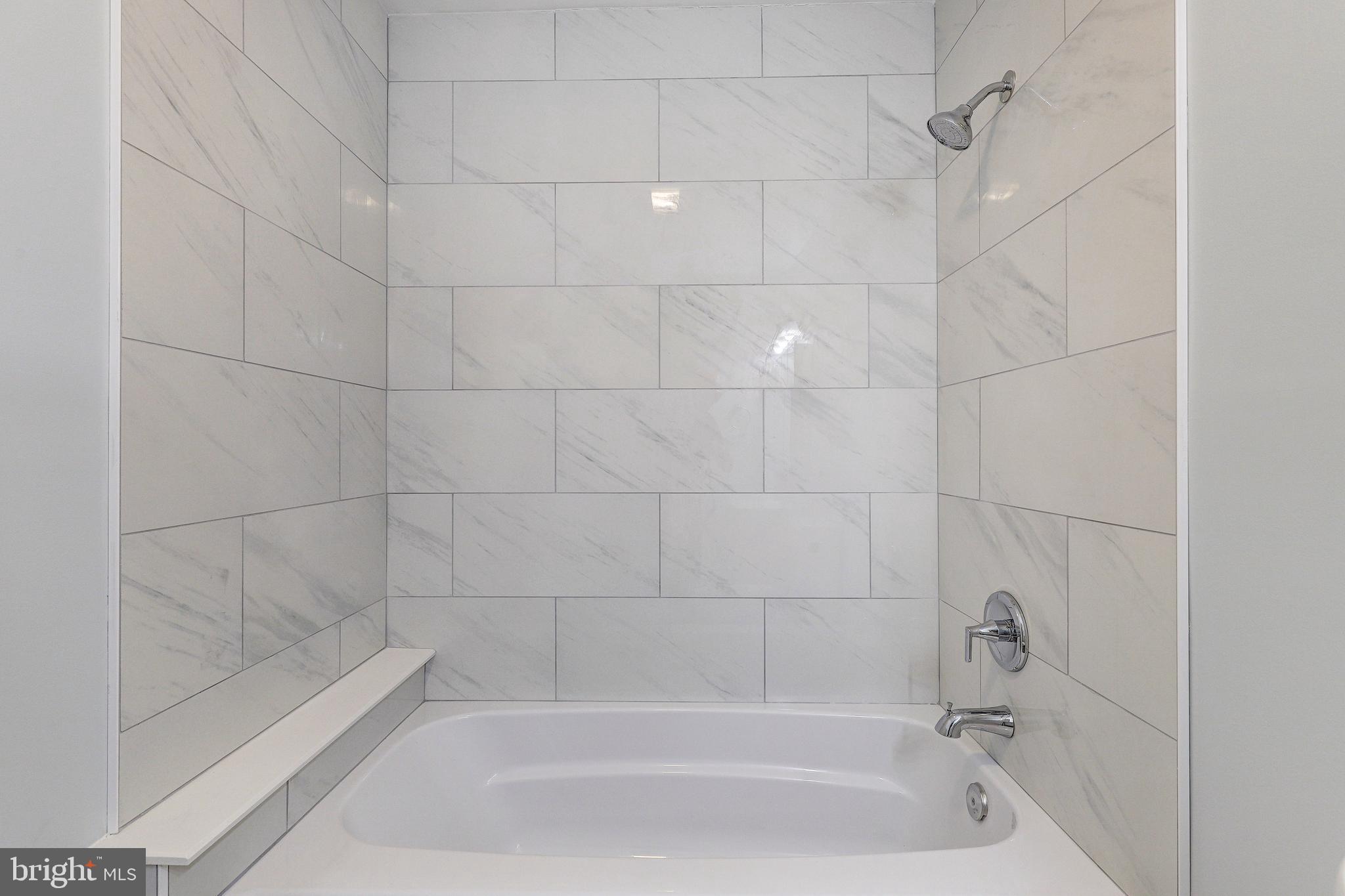 COUNTY SIDE - Residential