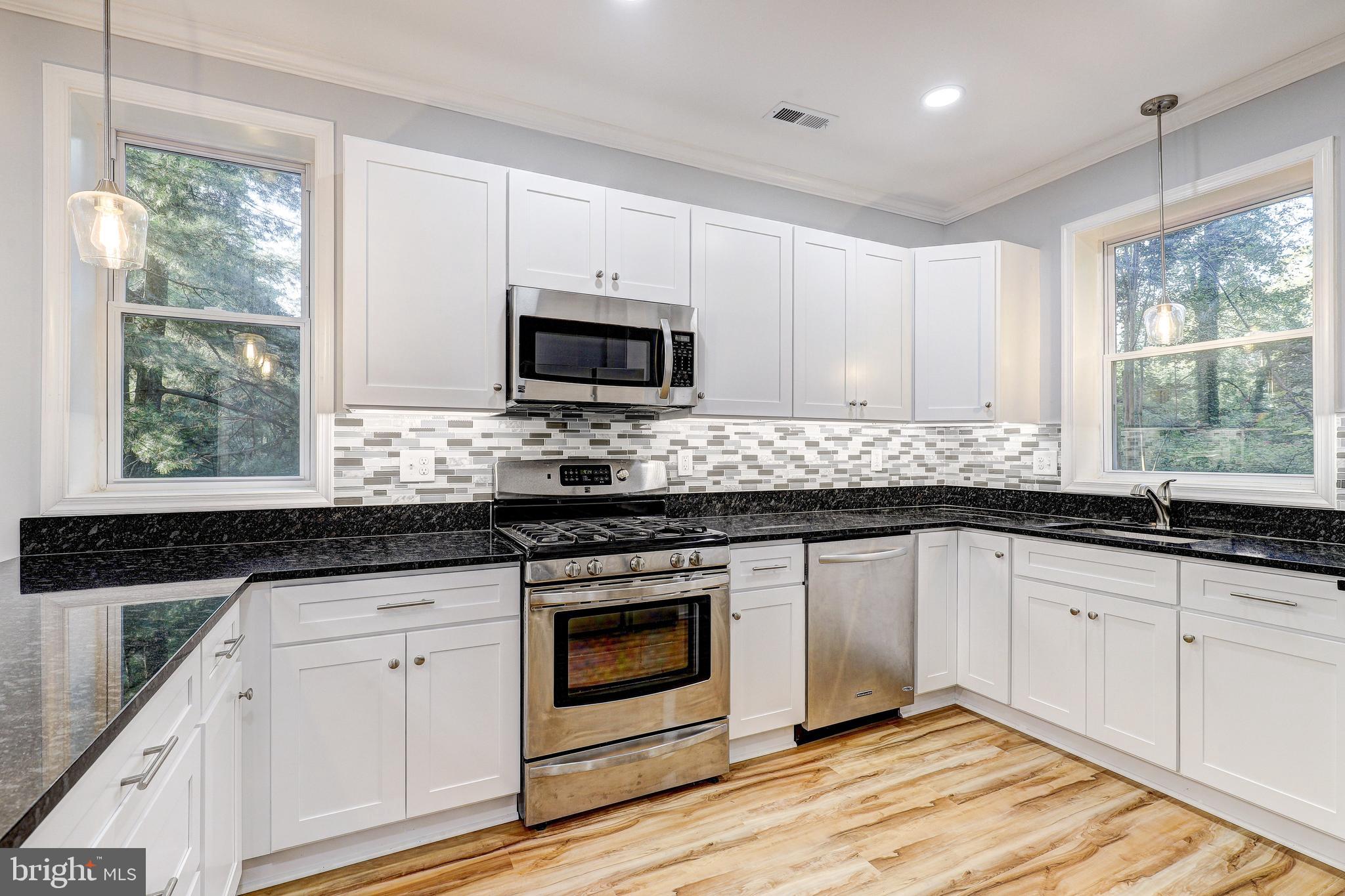 COUNTY SIDE - Residential