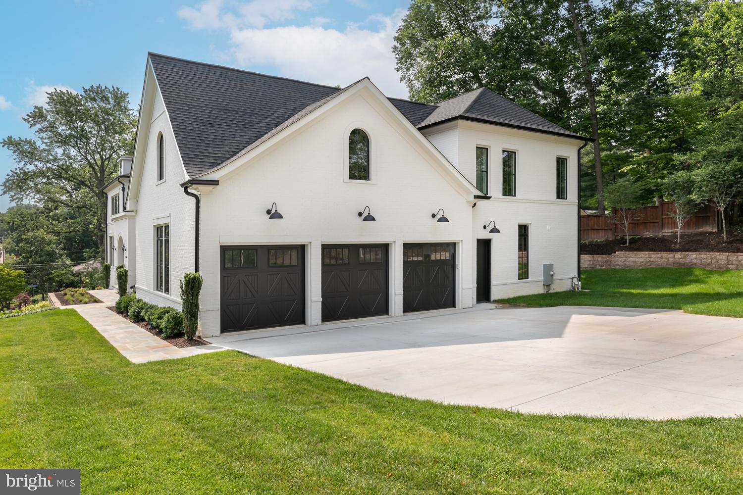 CHESTERBROOK WOODS - Residential