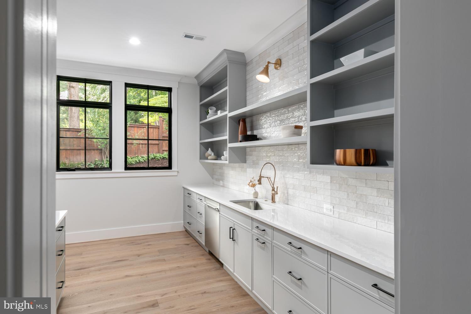 CHESTERBROOK WOODS - Residential