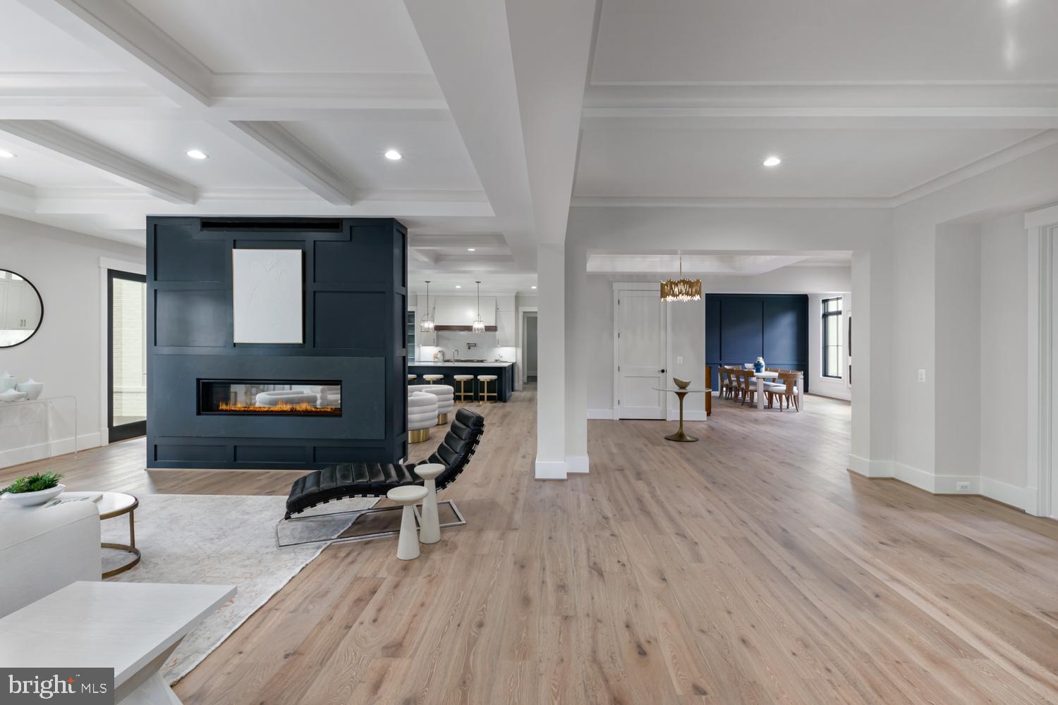 CHESTERBROOK WOODS - Residential