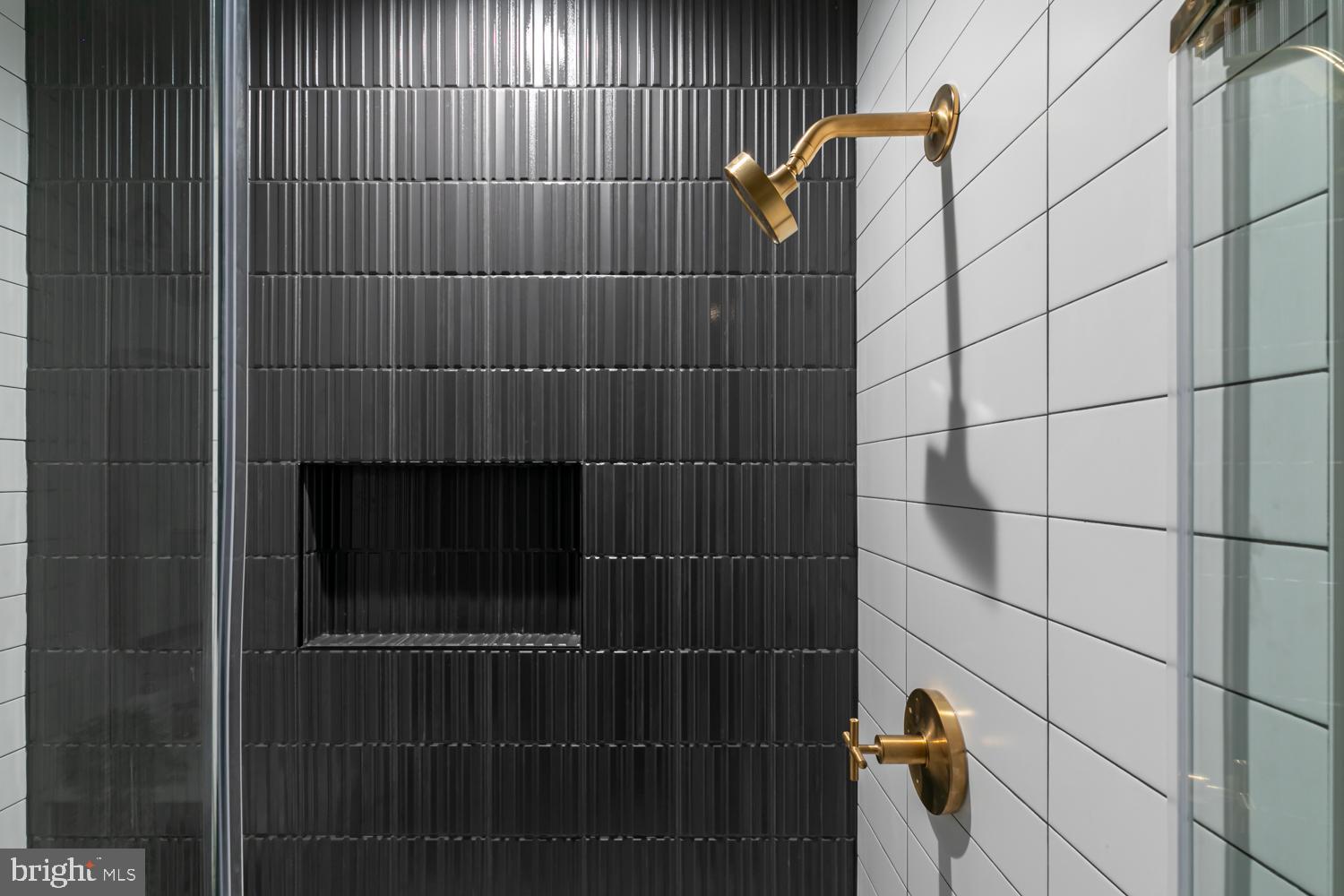 CHESTERBROOK WOODS - Residential