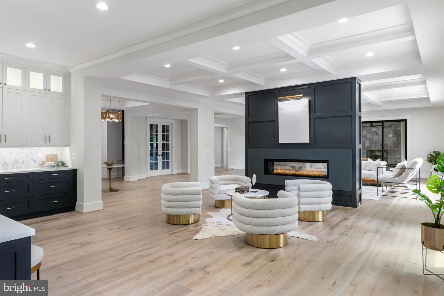 CHESTERBROOK WOODS - Residential