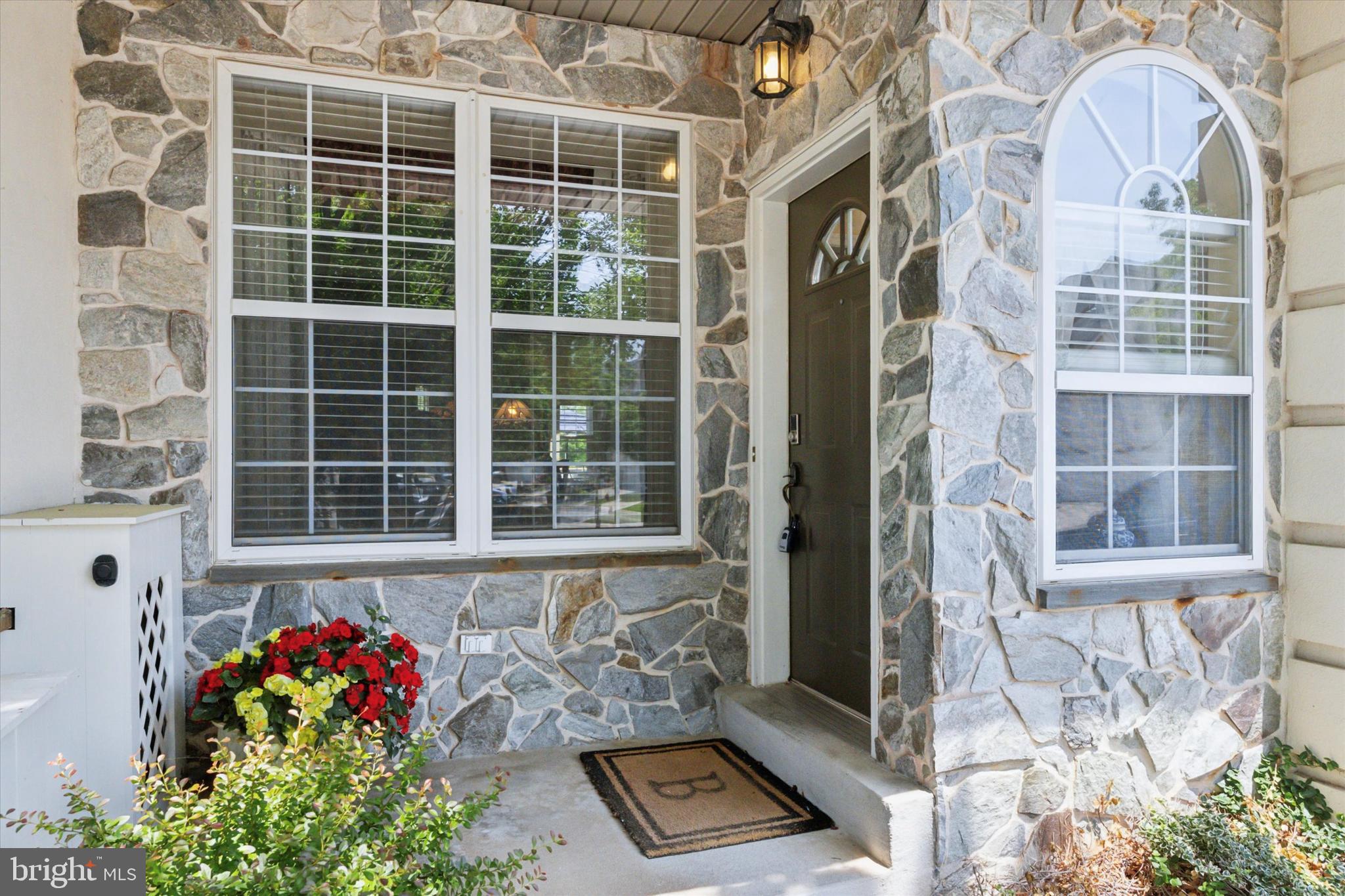 272 CENTER POINT LANE