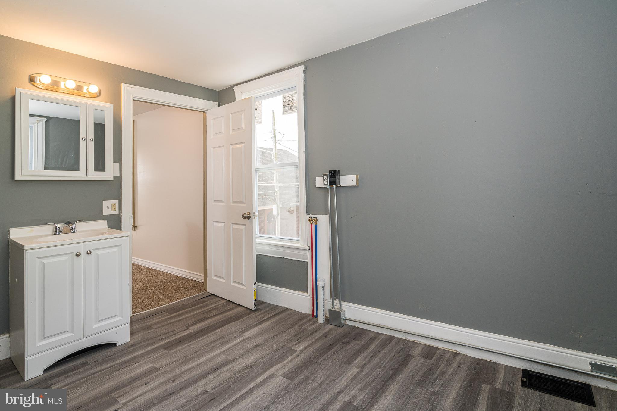 LEBANON CITY - Residential