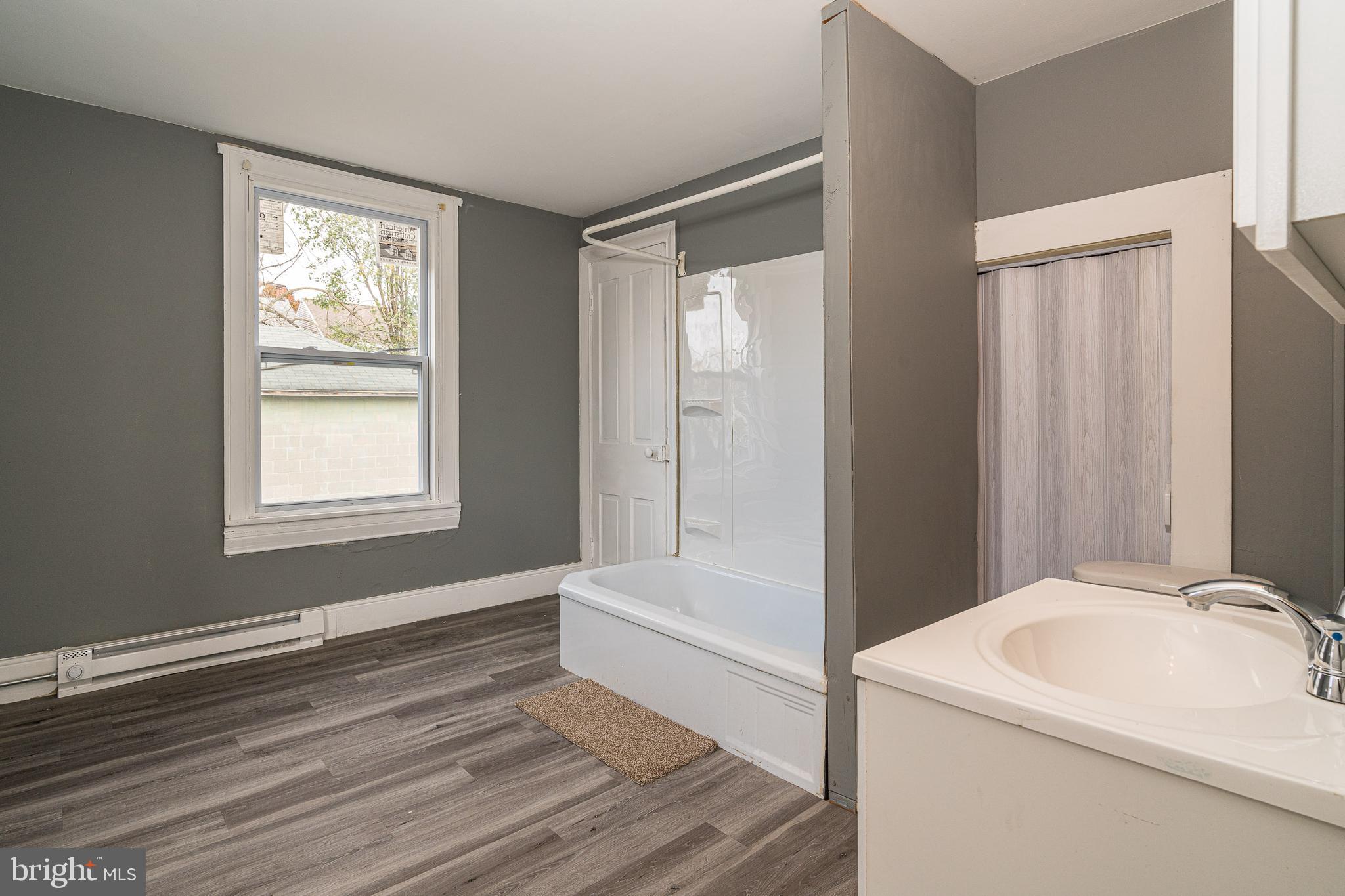 LEBANON CITY - Residential