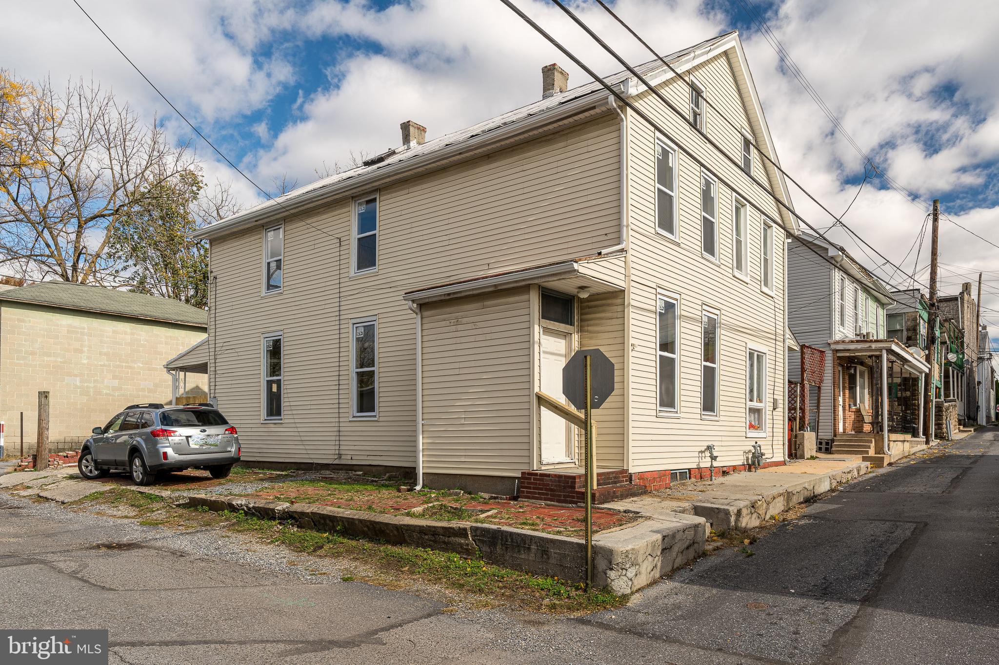 LEBANON CITY - Residential