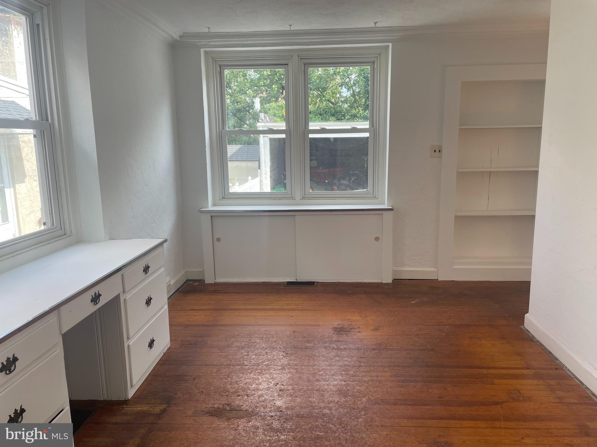 ADMORE - Residential