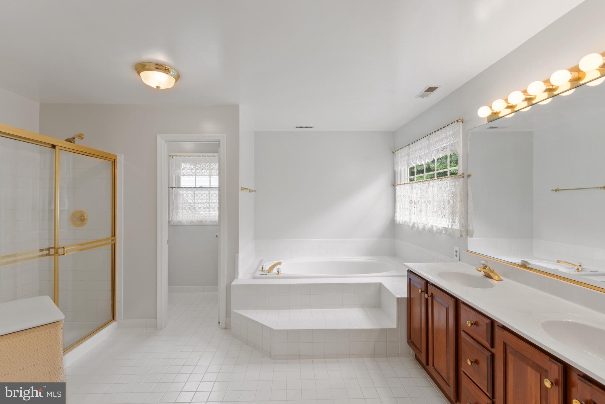 POPLAR PARK - Residential