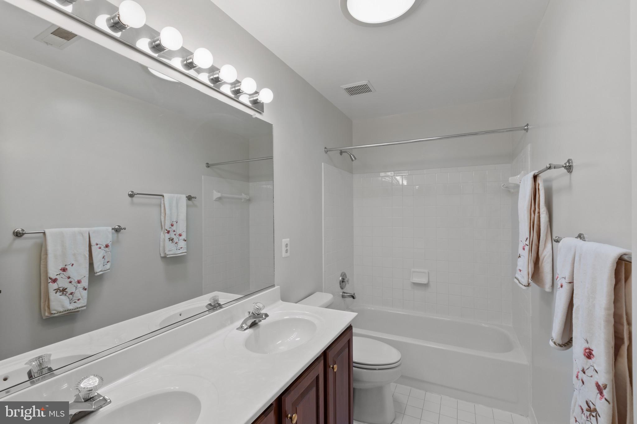 POPLAR PARK - Residential