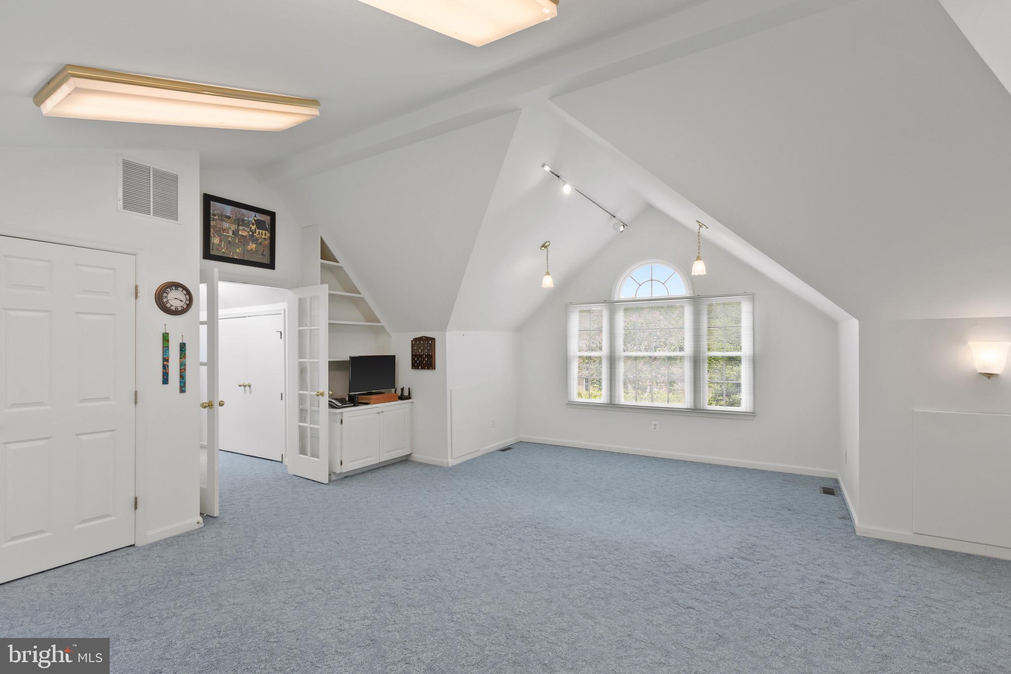 POPLAR PARK - Residential