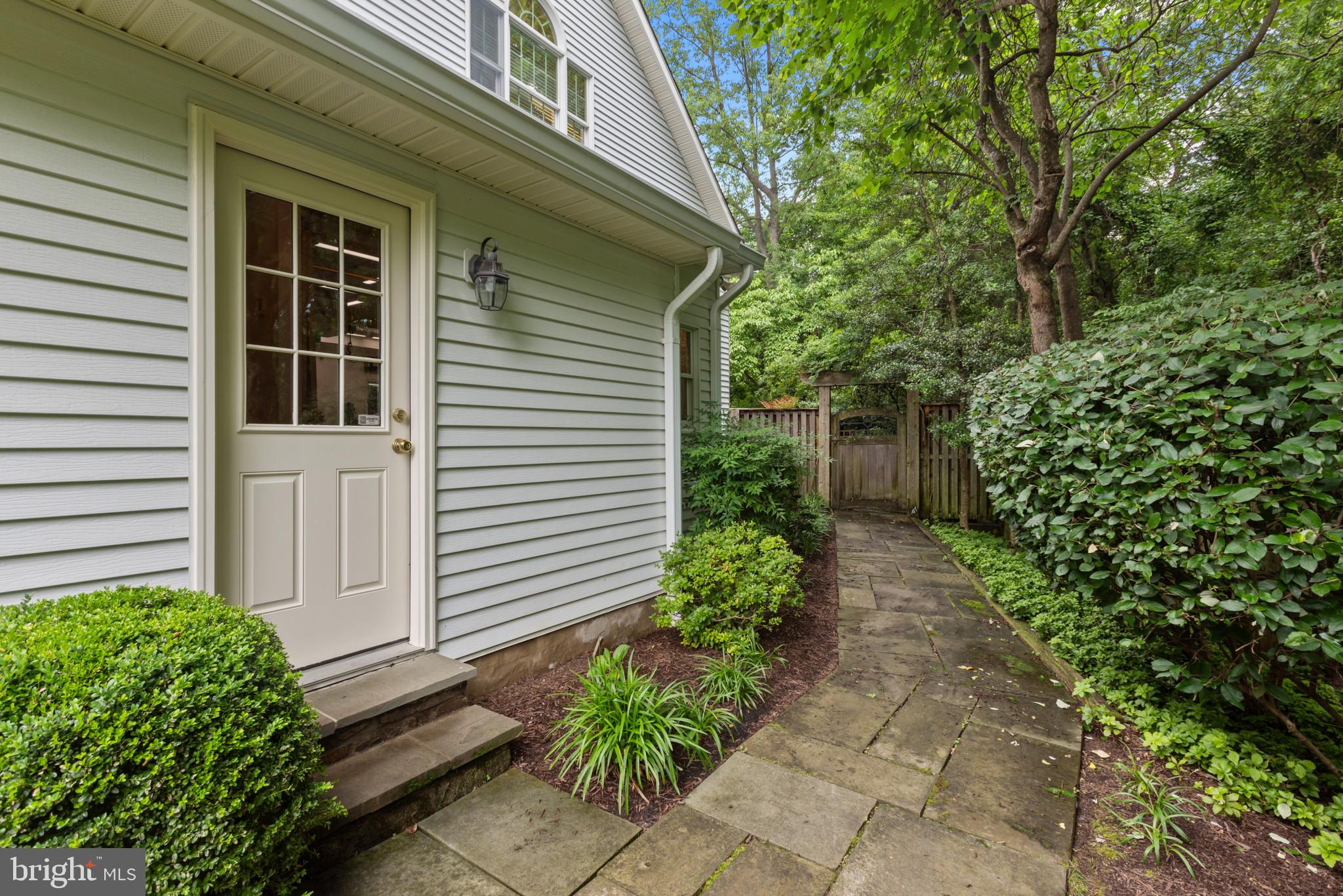 POPLAR PARK - Residential