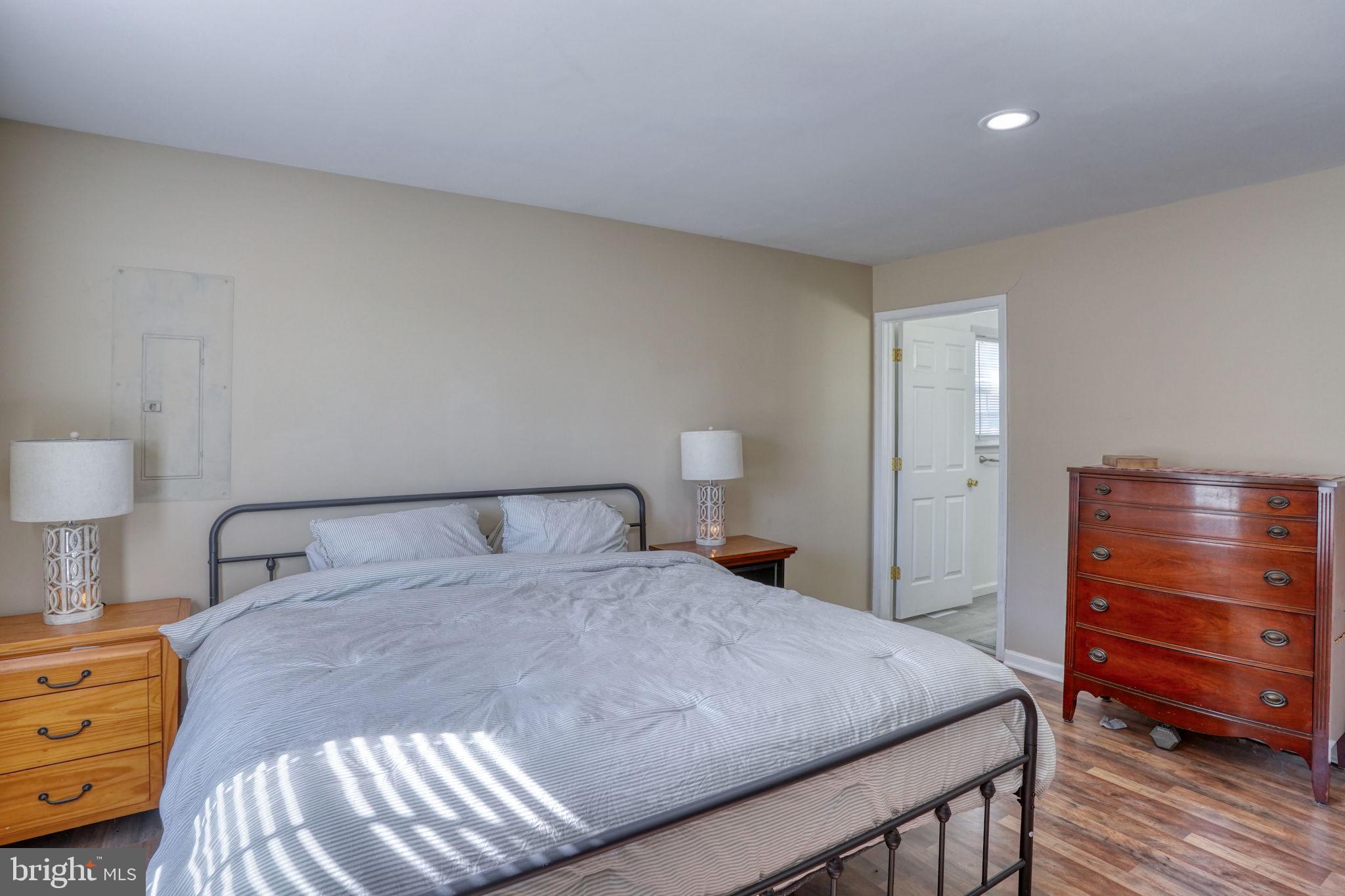 BACKLANDING ESTATES - Residential