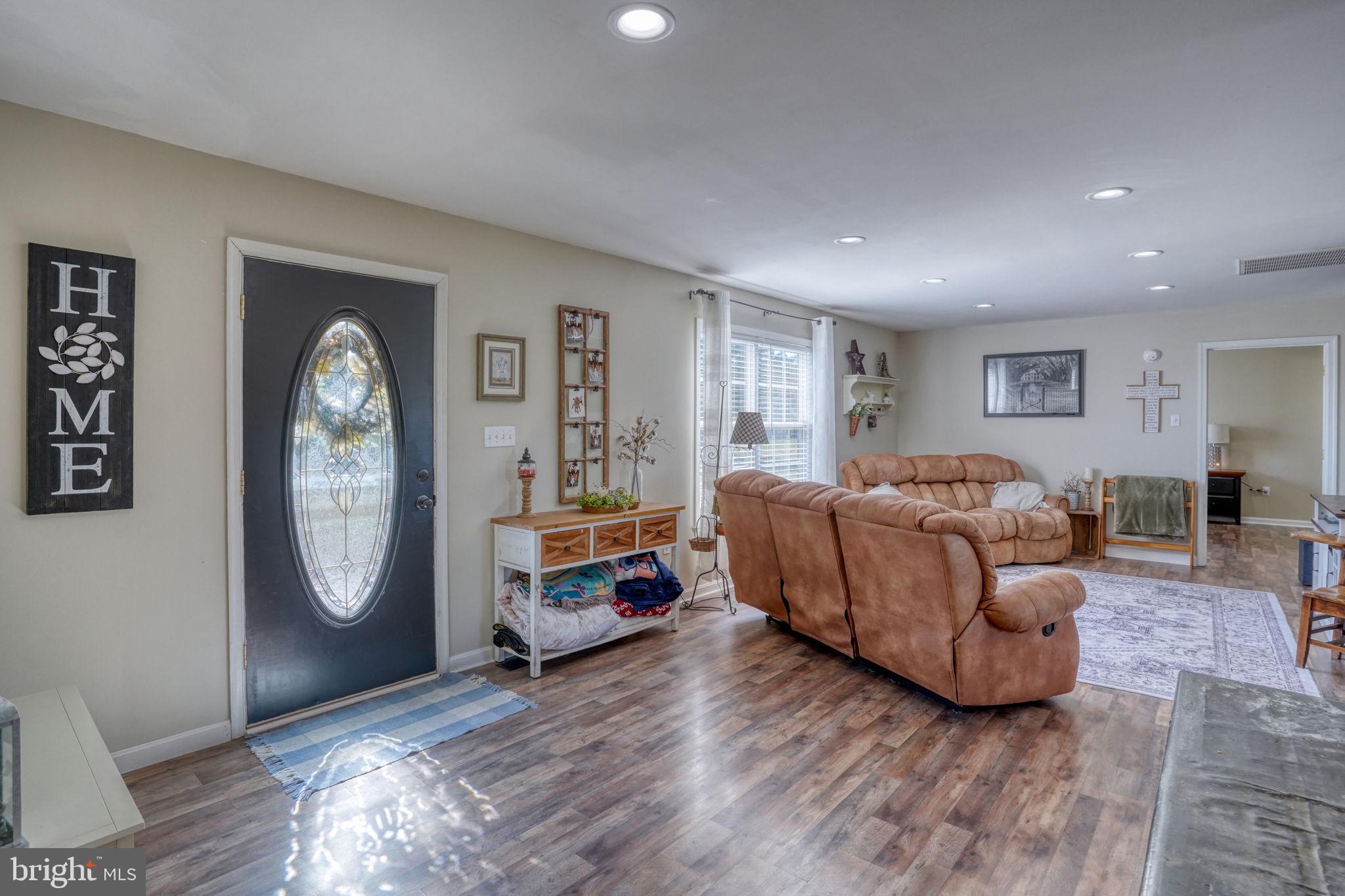 BACKLANDING ESTATES - Residential