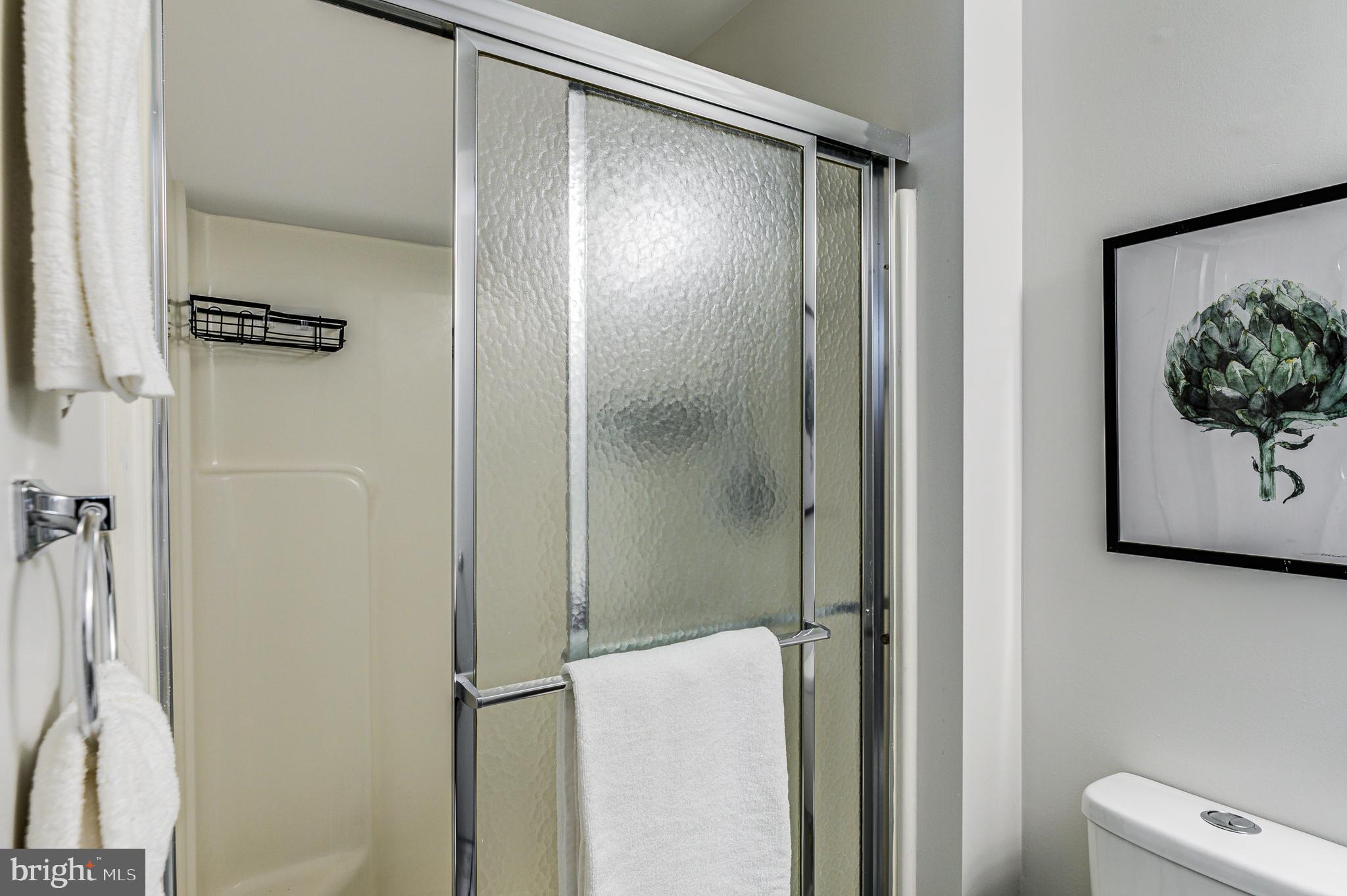 CROMWELL FOUNTAIN - Residential