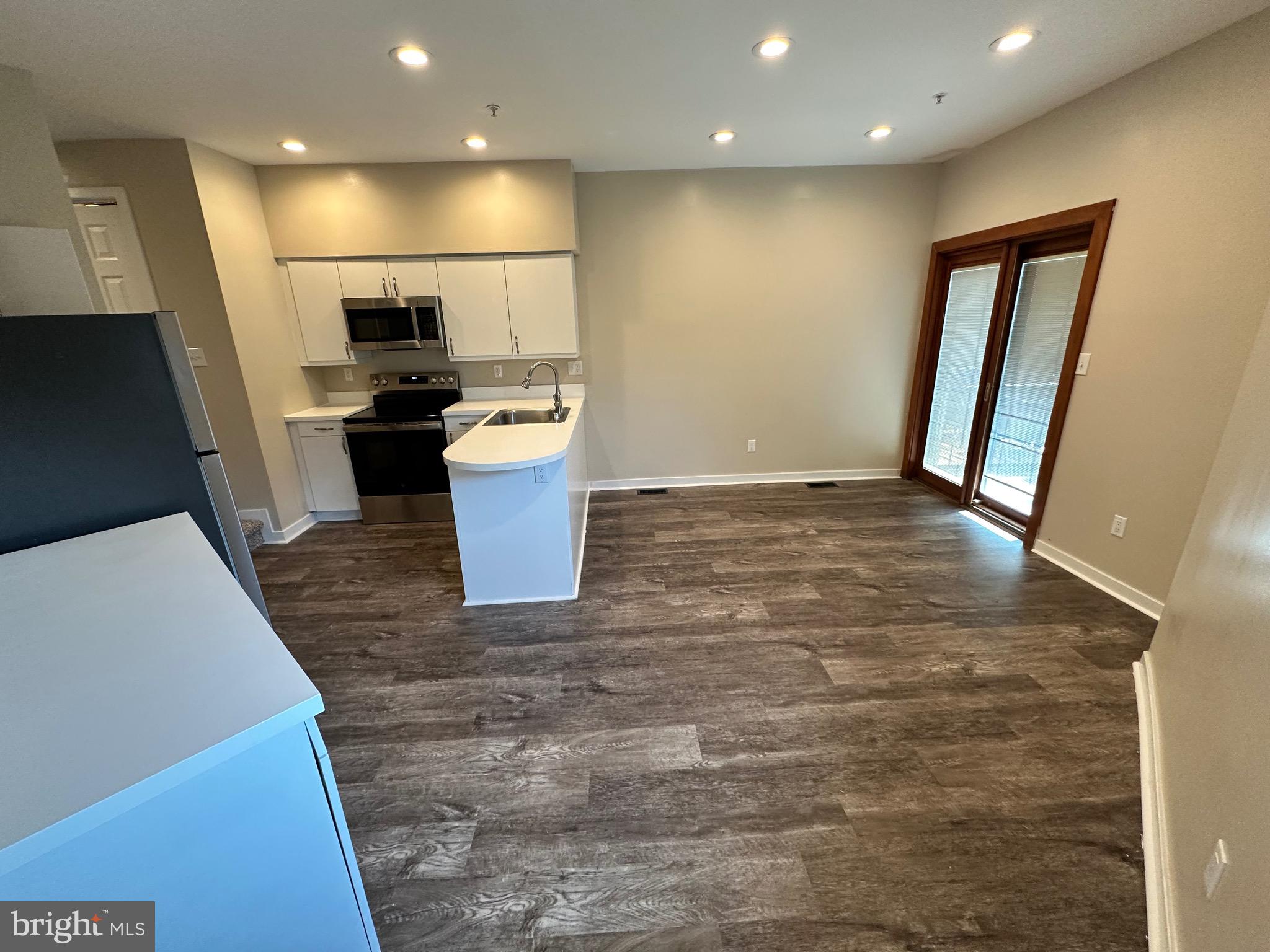 TROLLEY SQUARE - Residential