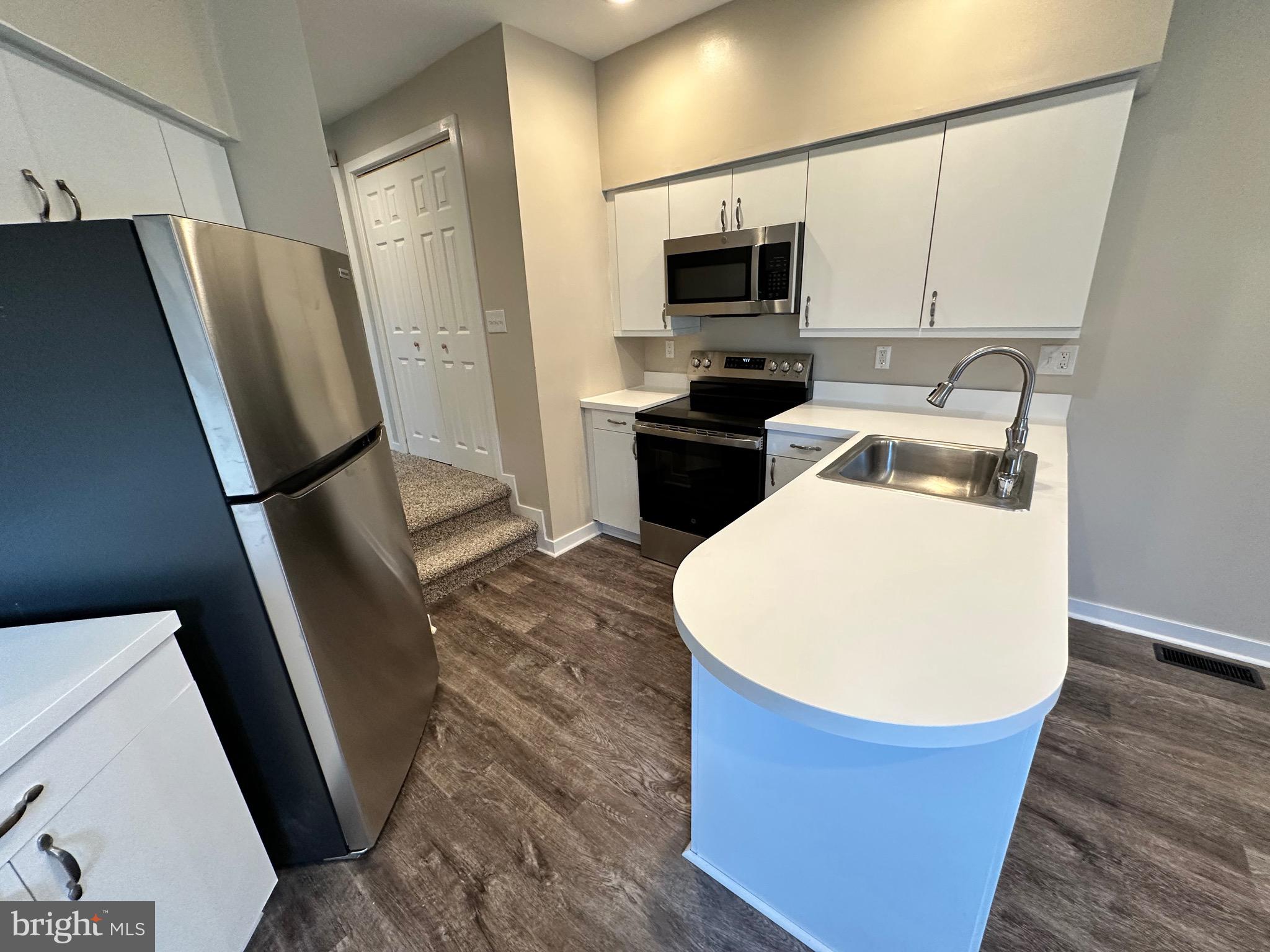 TROLLEY SQUARE - Residential