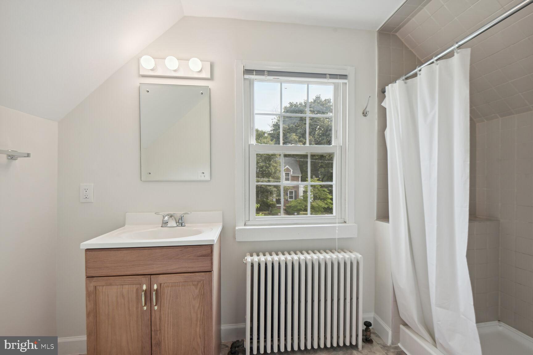 BARCROFT - Residential Lease