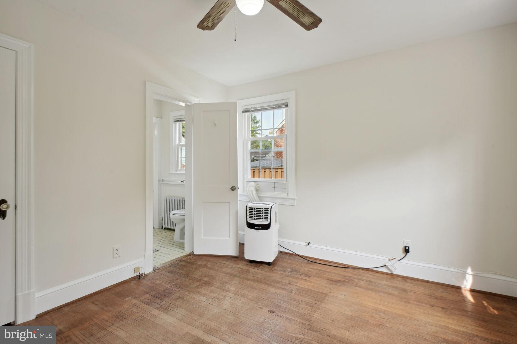 BARCROFT - Residential Lease