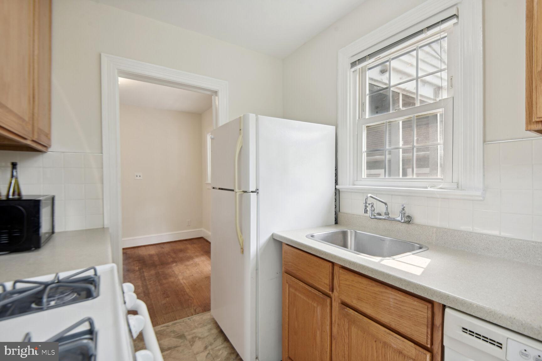 BARCROFT - Residential Lease