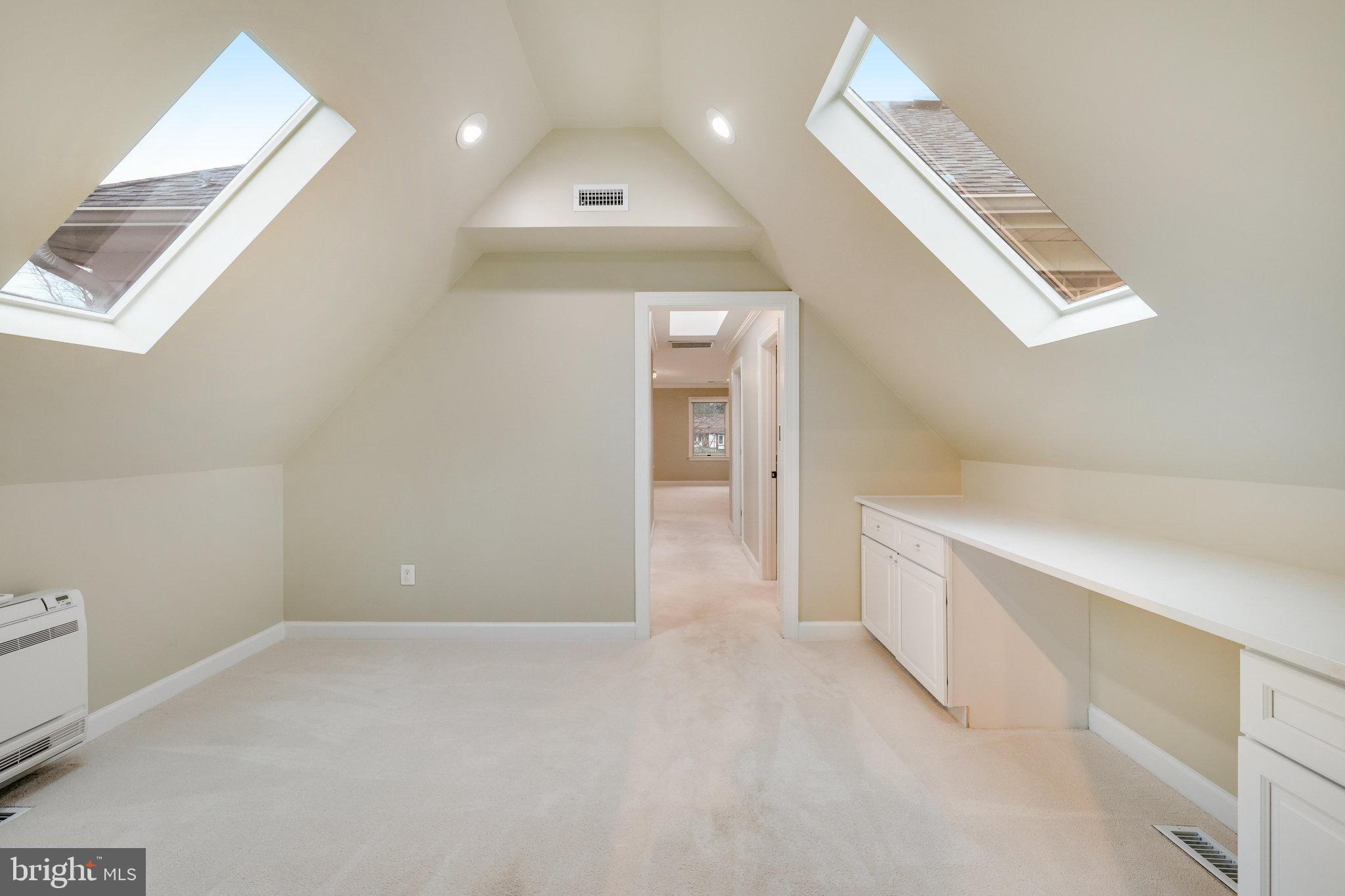 SPRING LAKE - Residential