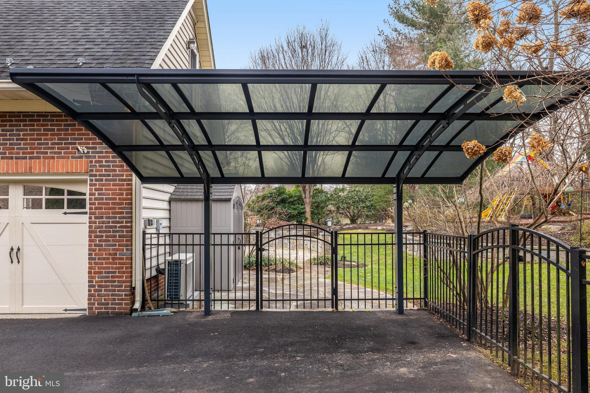 SPRING LAKE - Residential