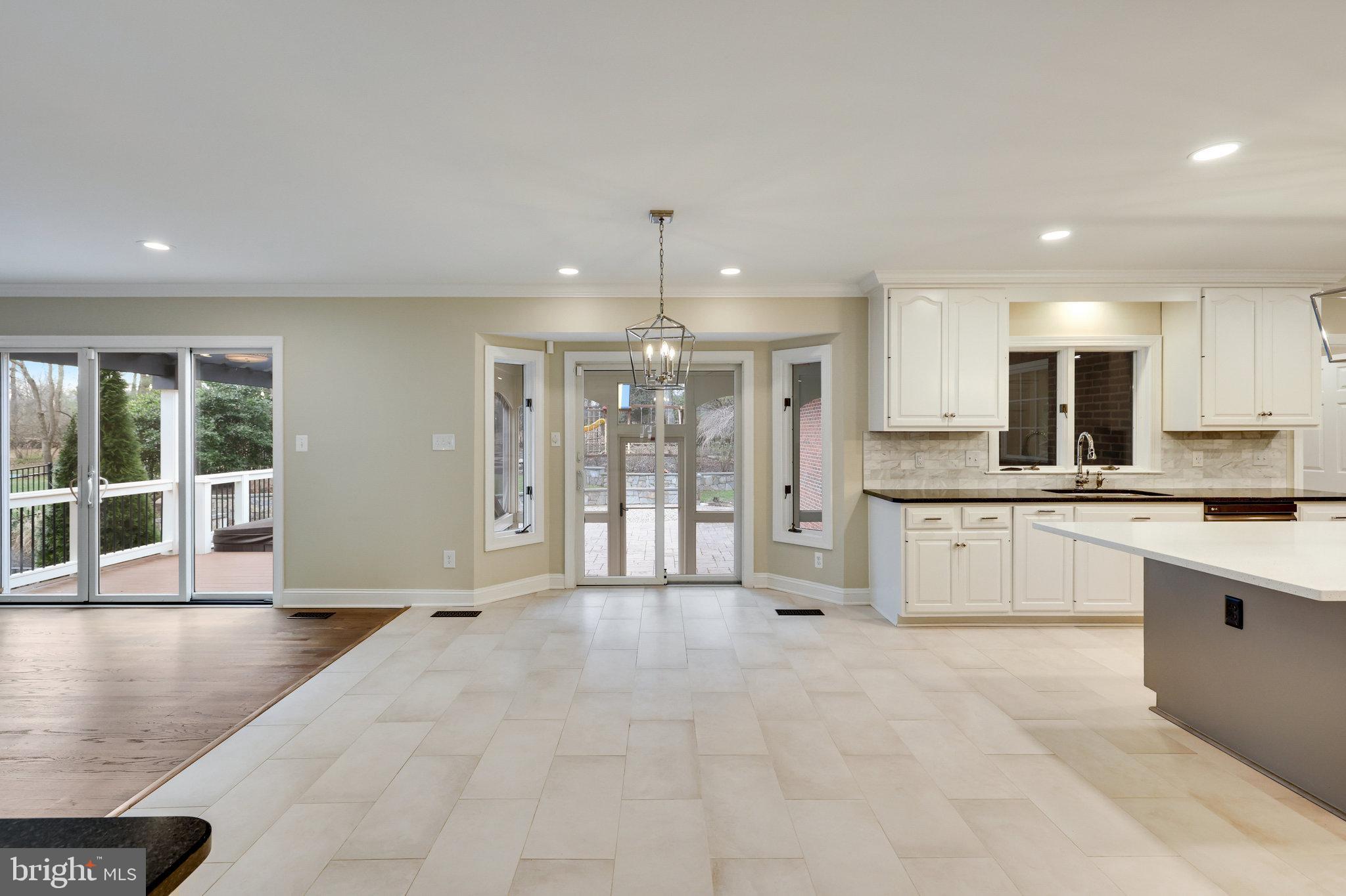 SPRING LAKE - Residential