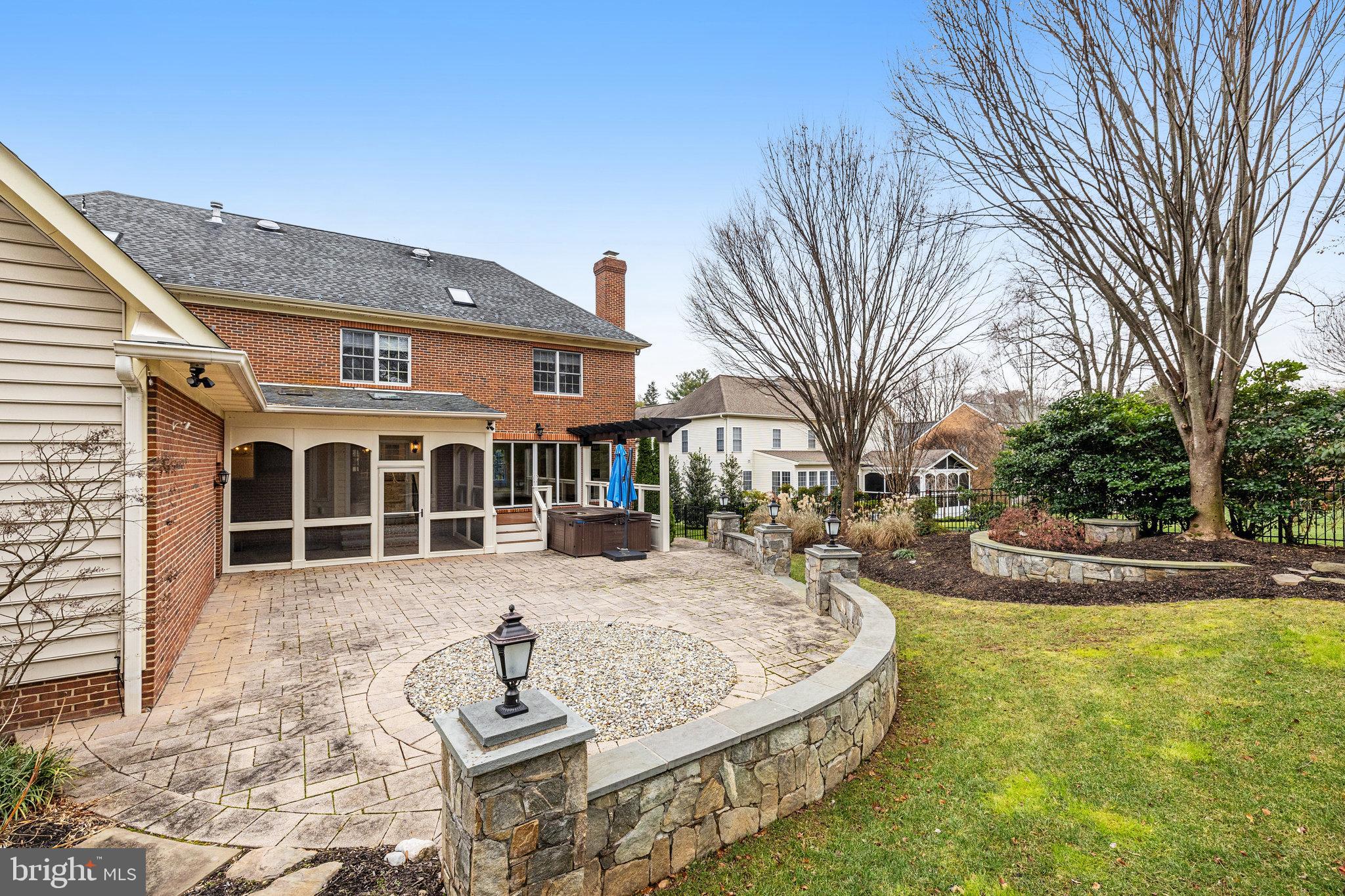 SPRING LAKE - Residential