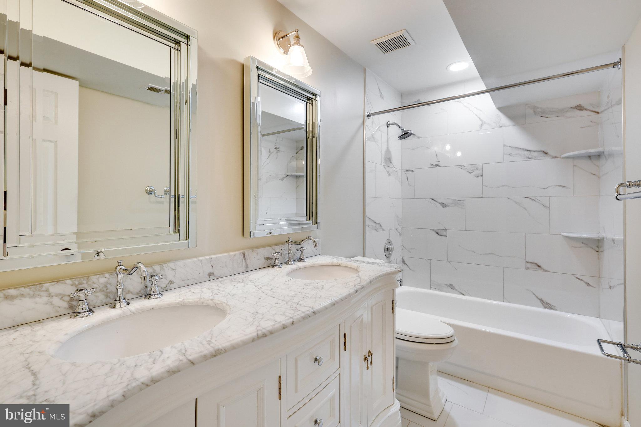 SPRING LAKE - Residential