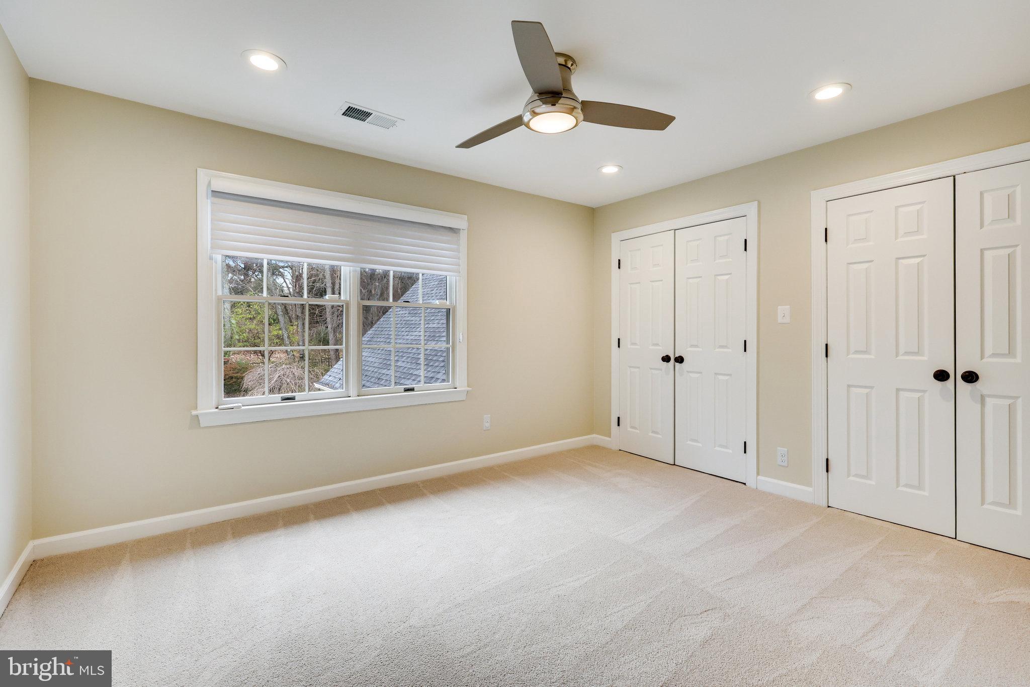 SPRING LAKE - Residential