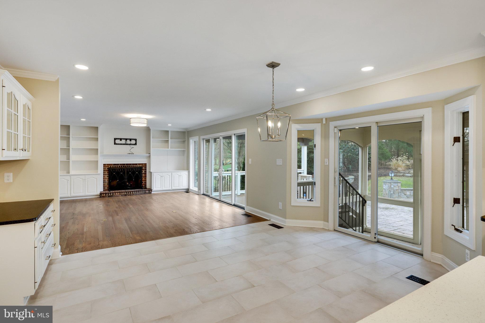 SPRING LAKE - Residential