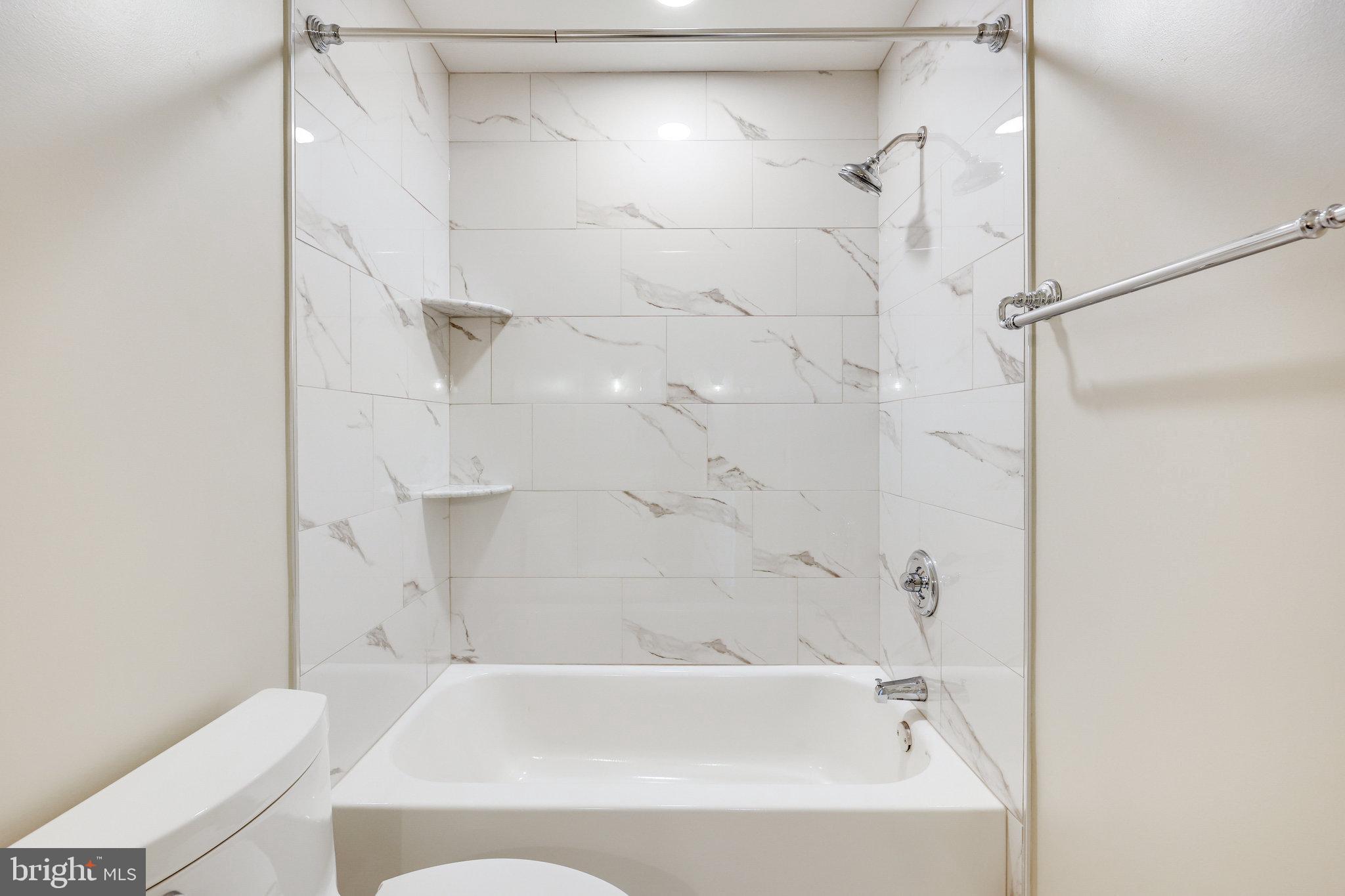 SPRING LAKE - Residential