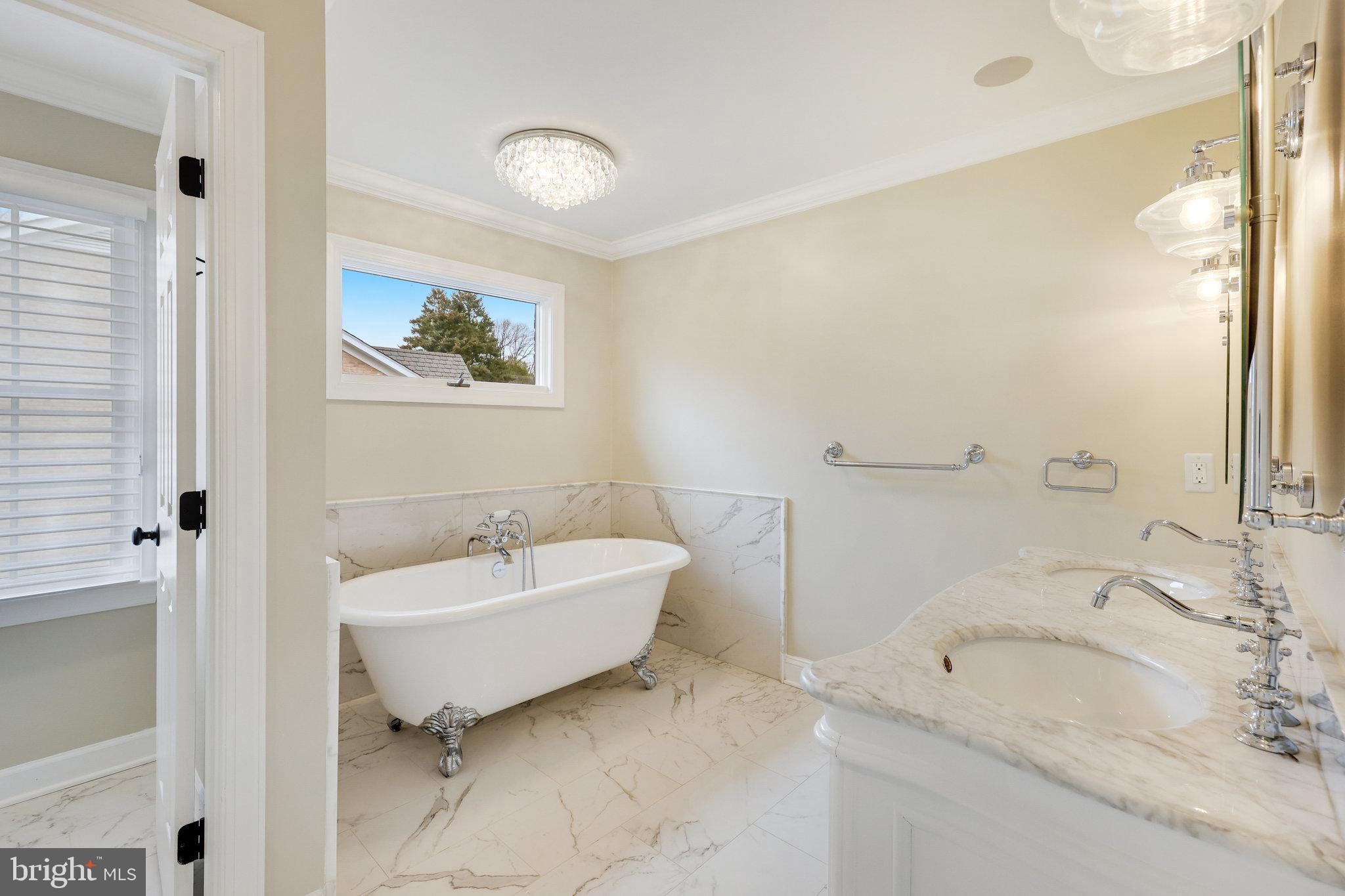 SPRING LAKE - Residential