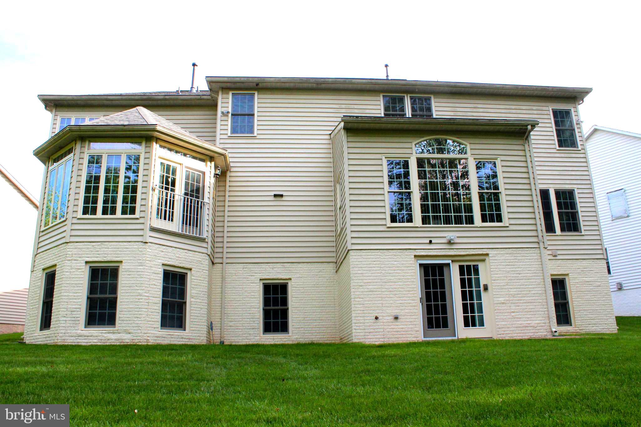 NORTH POTOMAC - Residential