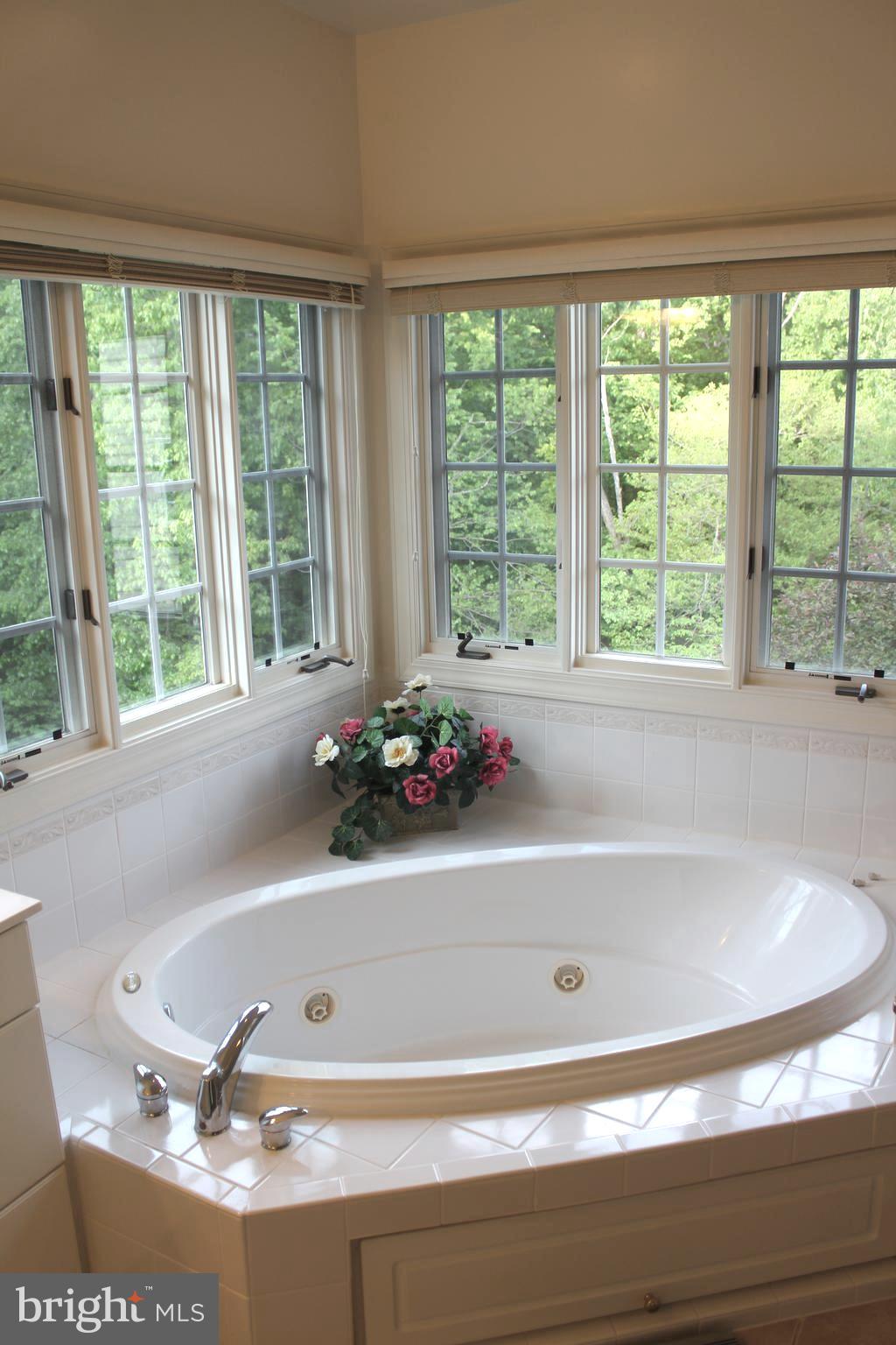 NORTH POTOMAC - Residential