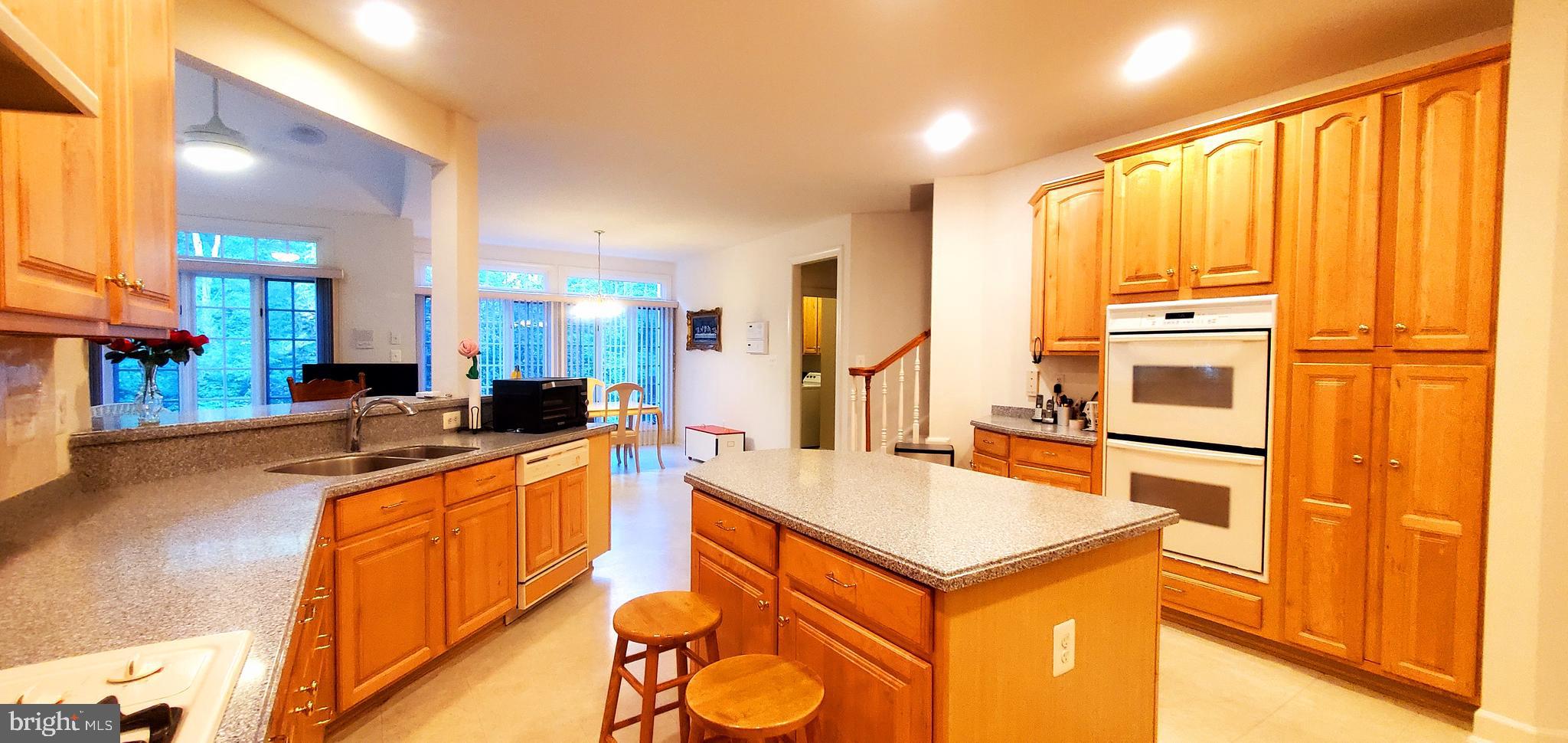 NORTH POTOMAC - Residential