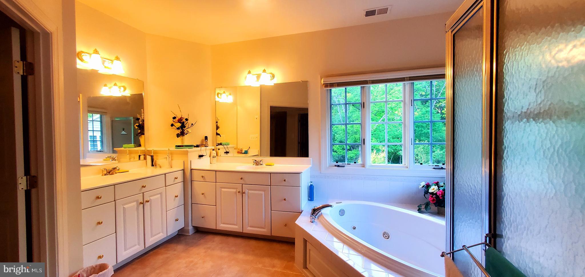 NORTH POTOMAC - Residential