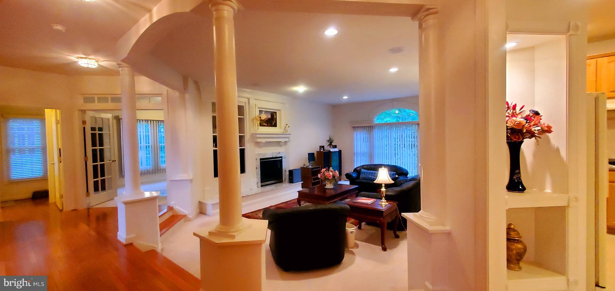 NORTH POTOMAC - Residential