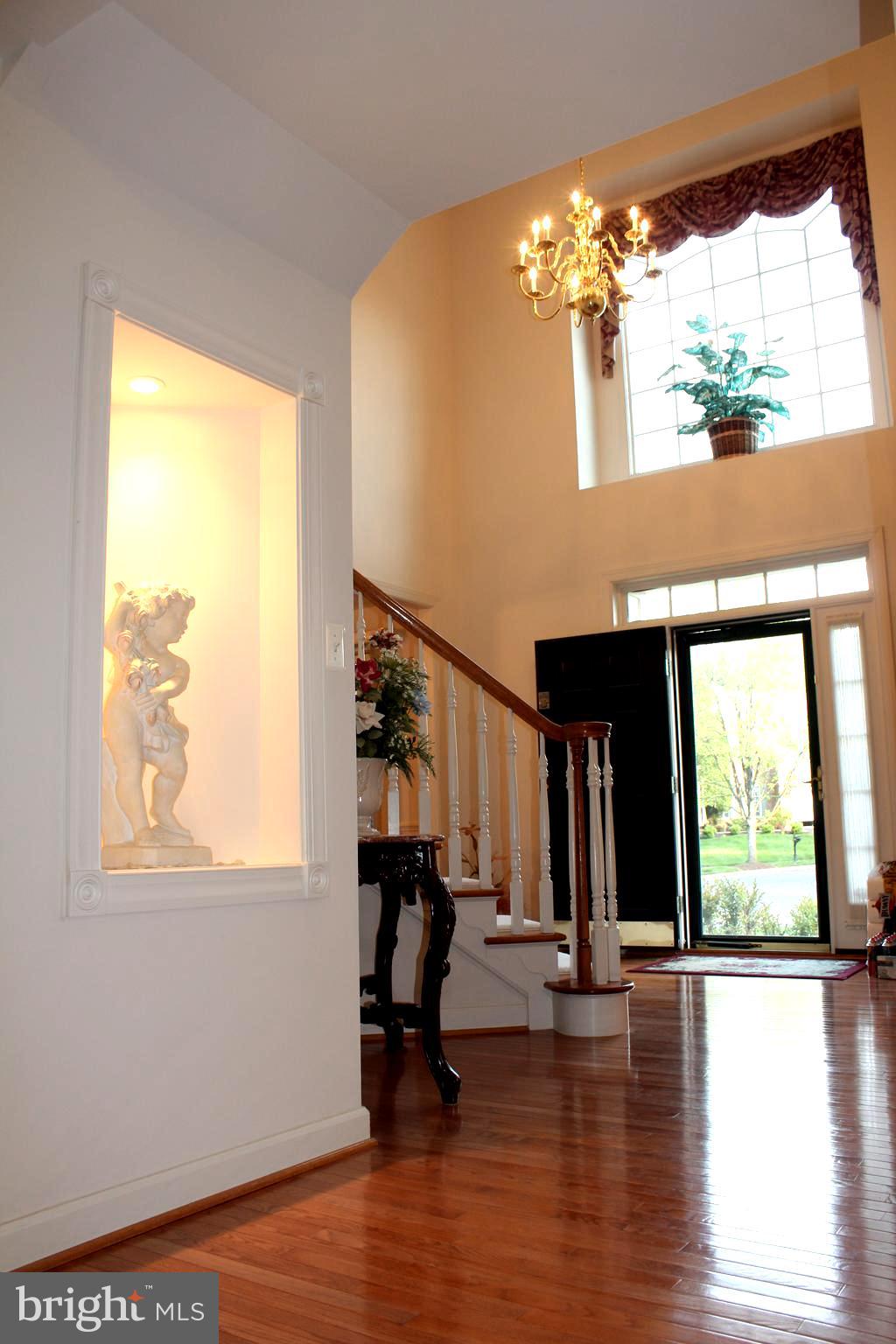 NORTH POTOMAC - Residential